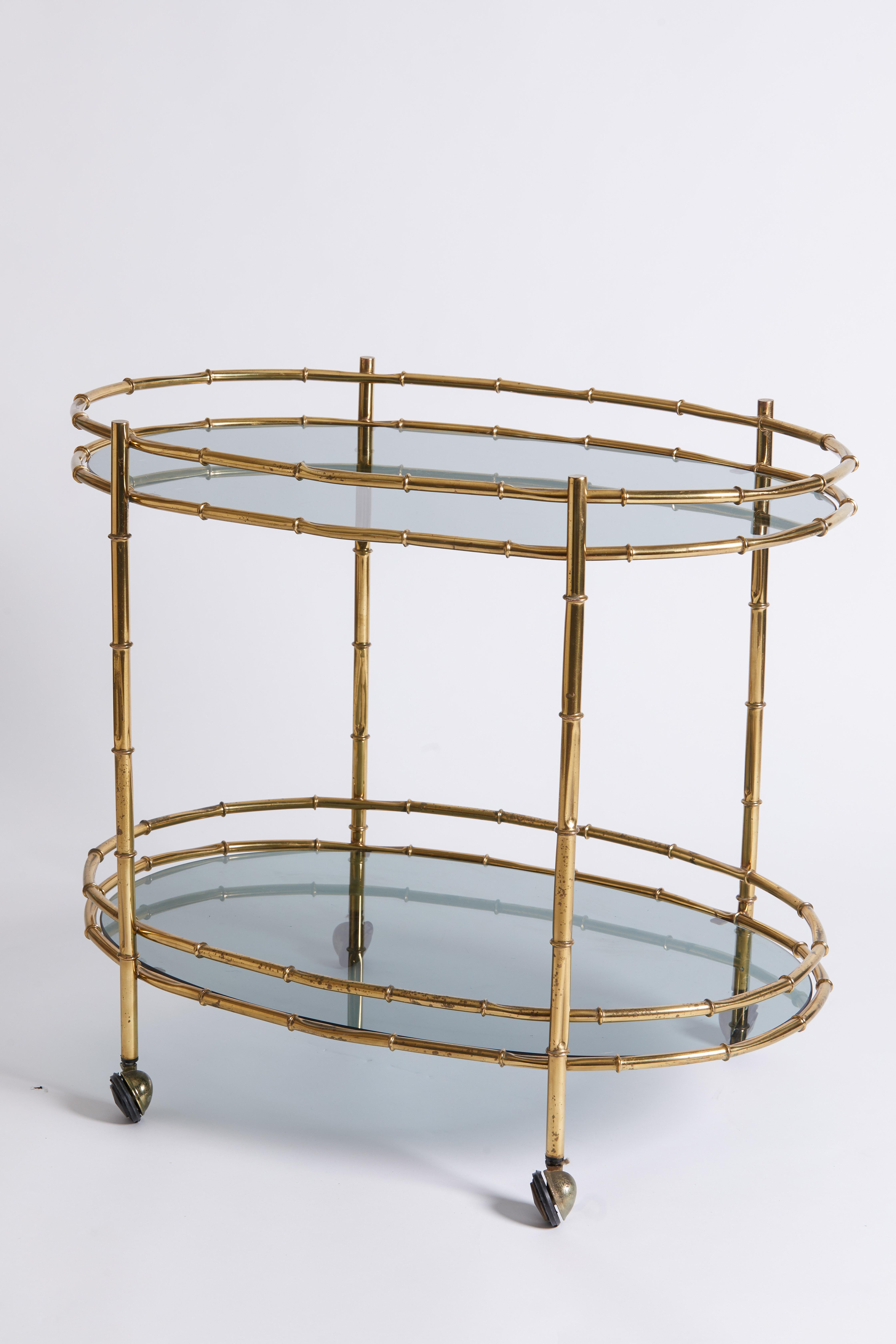 1970s Italian Brass Bamboo Design and Smoked Glass Two-Tier Bar Cart In Good Condition In Aspen, CO