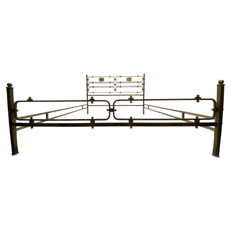1970s Italian Brass Bed by Luciano Frigerio For Sale at 1stDibs
