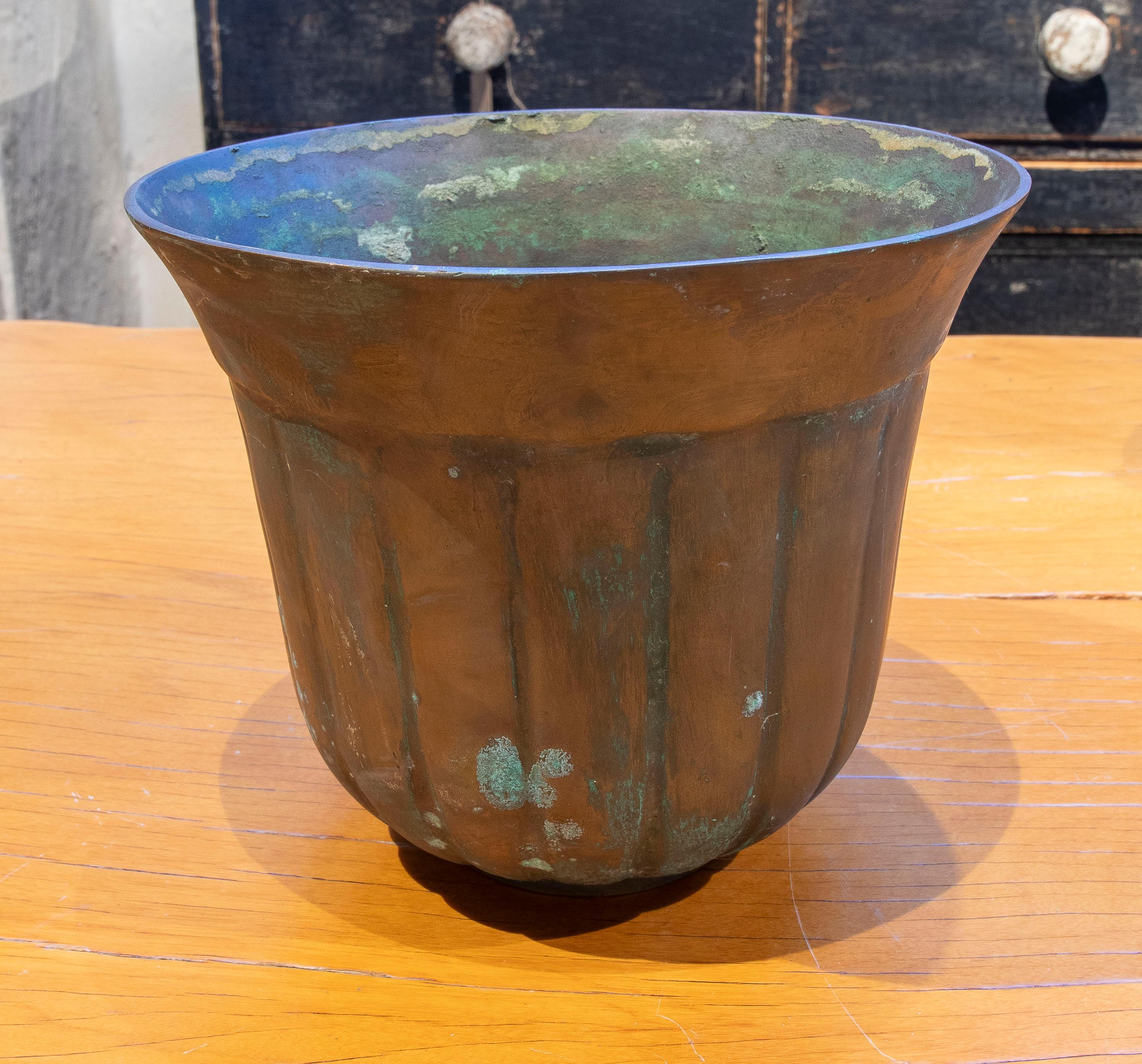 1970s Italian Bronze Ice Bucket Signed by the Artist Esa Fedrigolli For Sale 1
