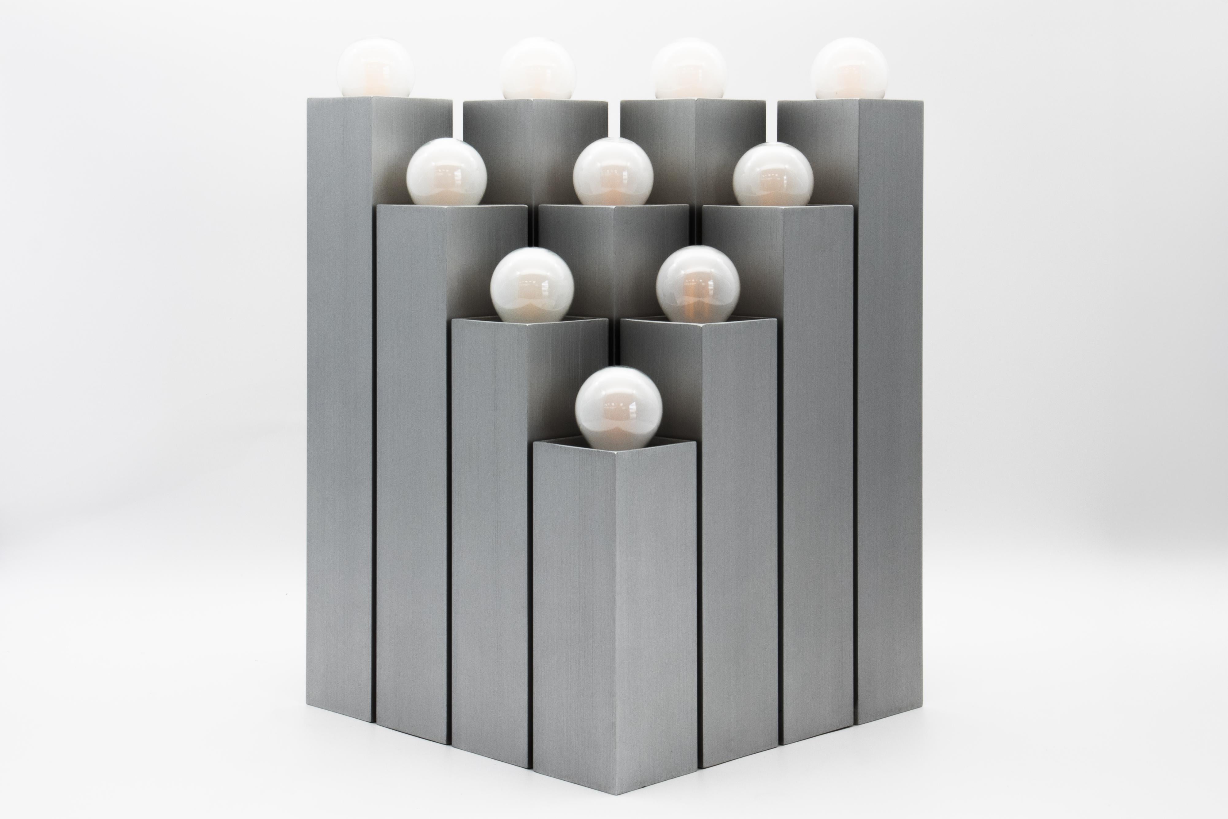 1970s Italian Brutalist 16-Bulb Brushed Aluminum Floor Lamp, Mangiarotti Style For Sale 6