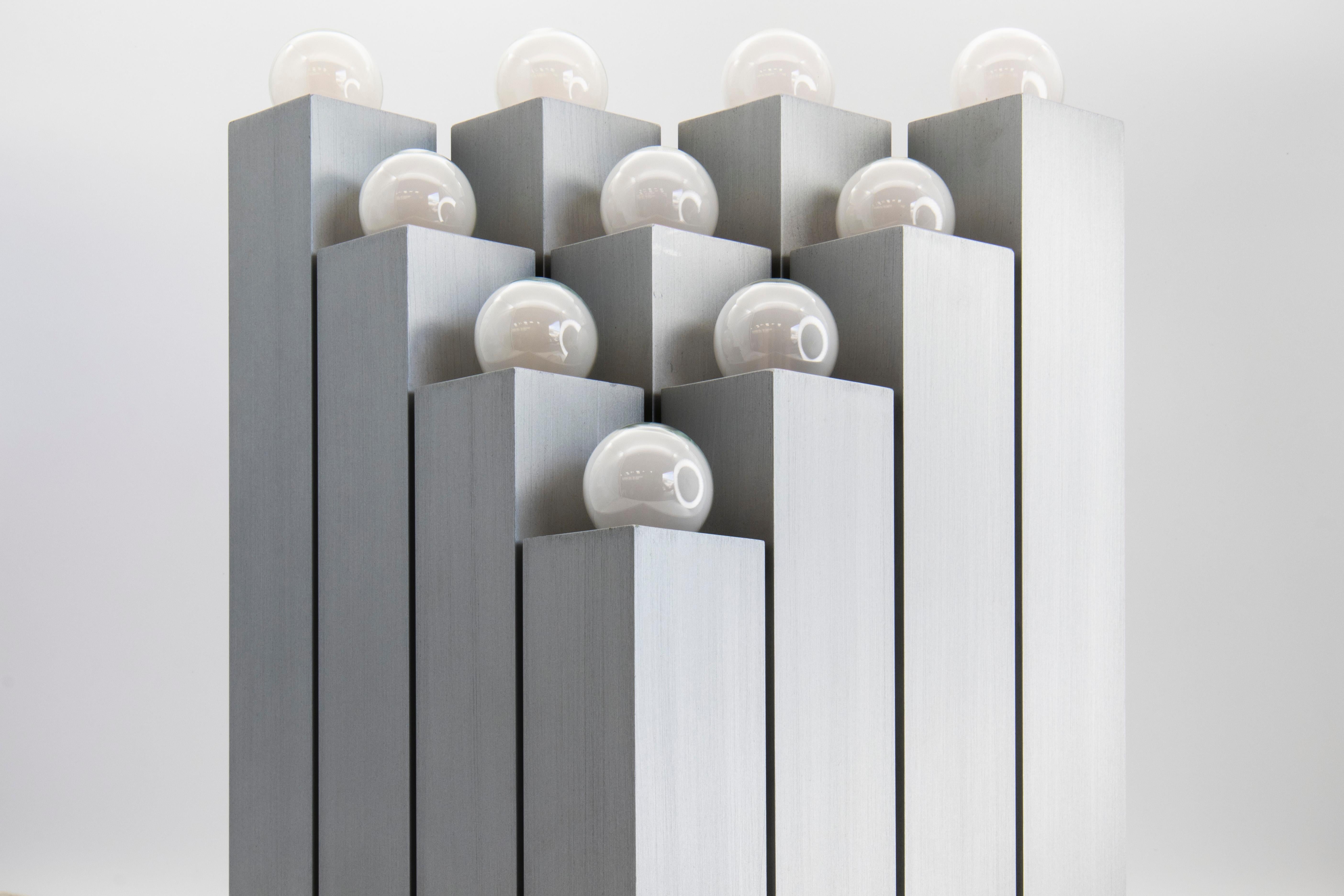 Hand-Crafted 1970s Italian Brutalist 16-Bulb Brushed Aluminum Floor Lamp, Mangiarotti Style For Sale