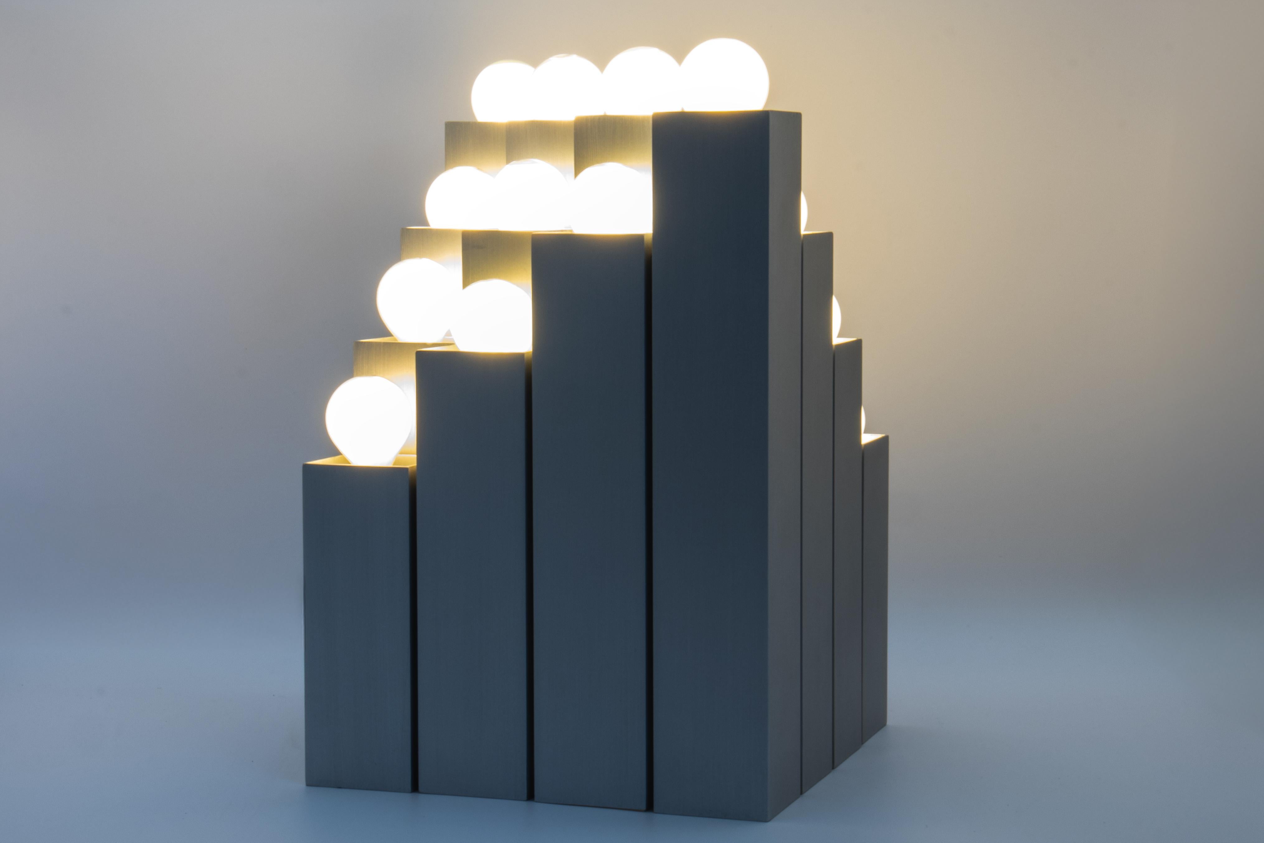 1970s Italian Brutalist 16-Bulb Brushed Aluminum Floor Lamp, Mangiarotti Style For Sale 2