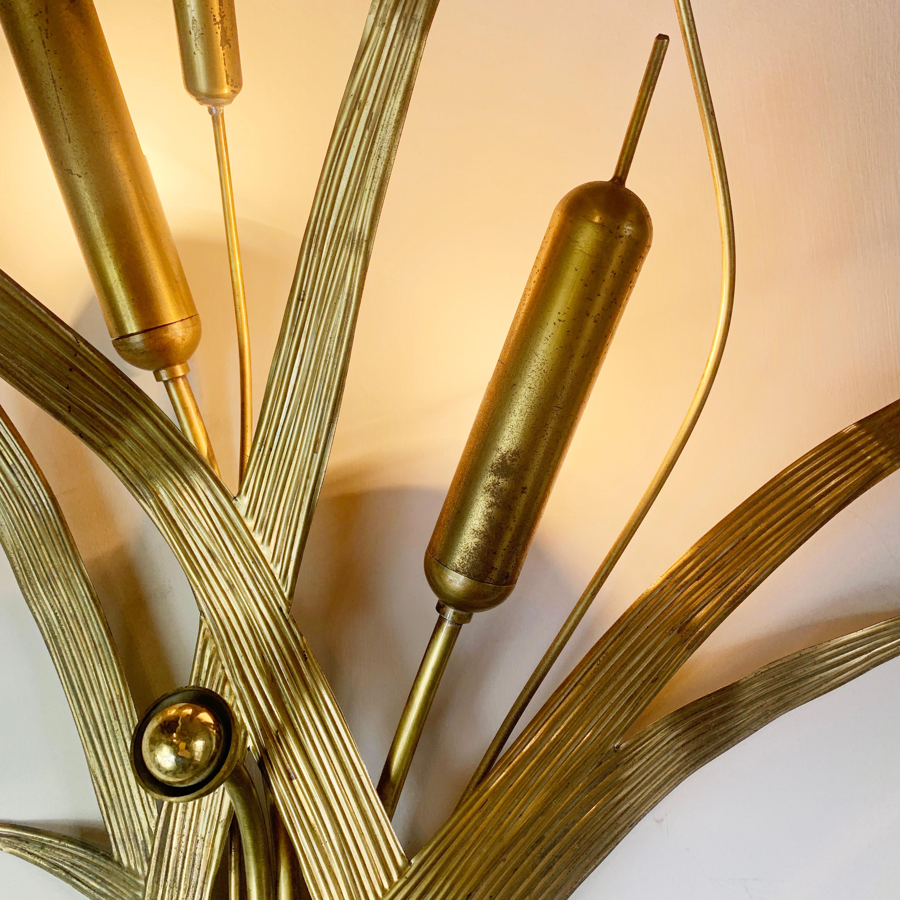 20th Century 1970's Gold Italian Bulrush Wall Light For Sale