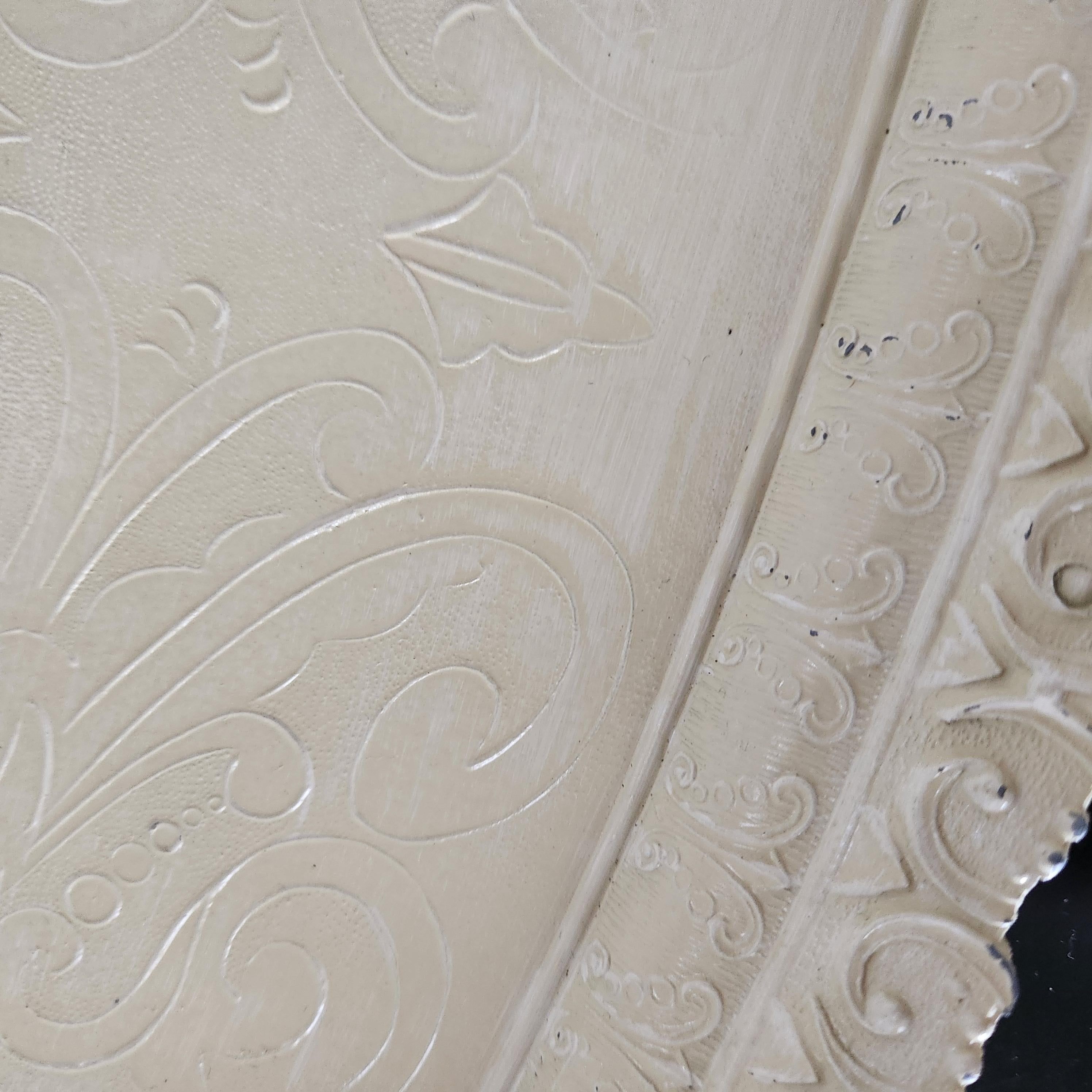 Bandeja de mayordomo italiana de los años 70 pintada a mano en blanco antiguo 3