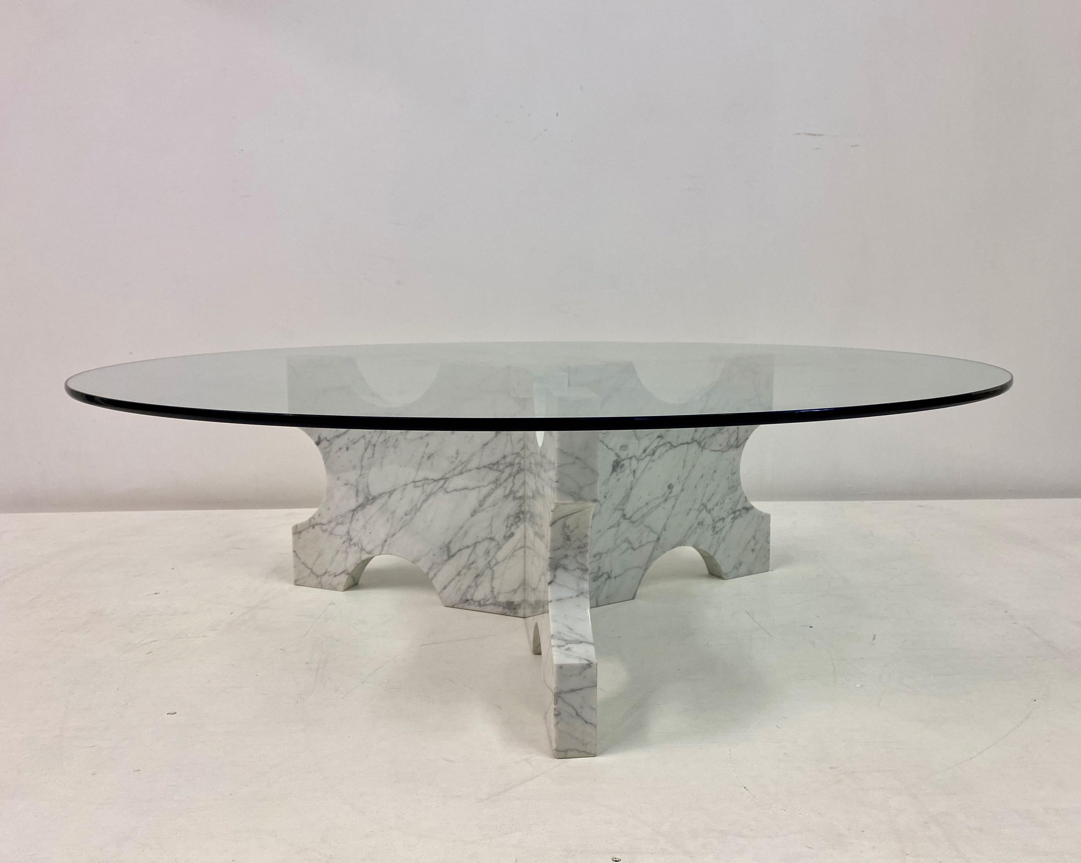 Mid-Century Modern 1970s Italian Carrara Marble Coffee Table For Sale