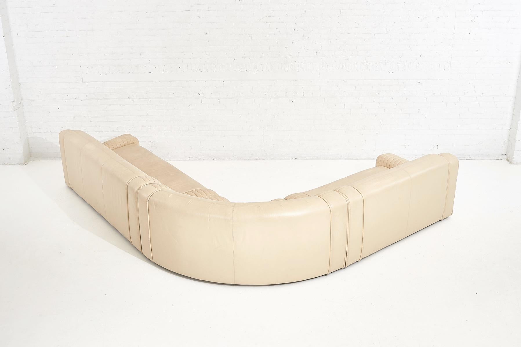 1970’s Italian Casa Bella Leather Sectional Sofa 1