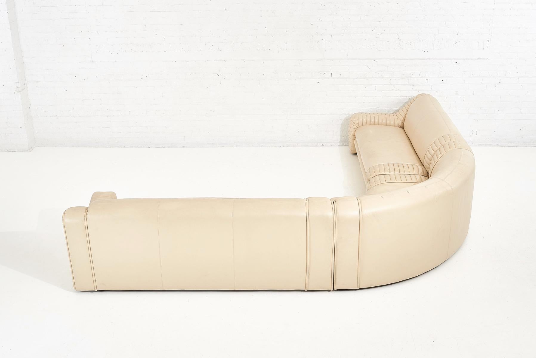 1970’s Italian Casa Bella Leather Sectional Sofa 2