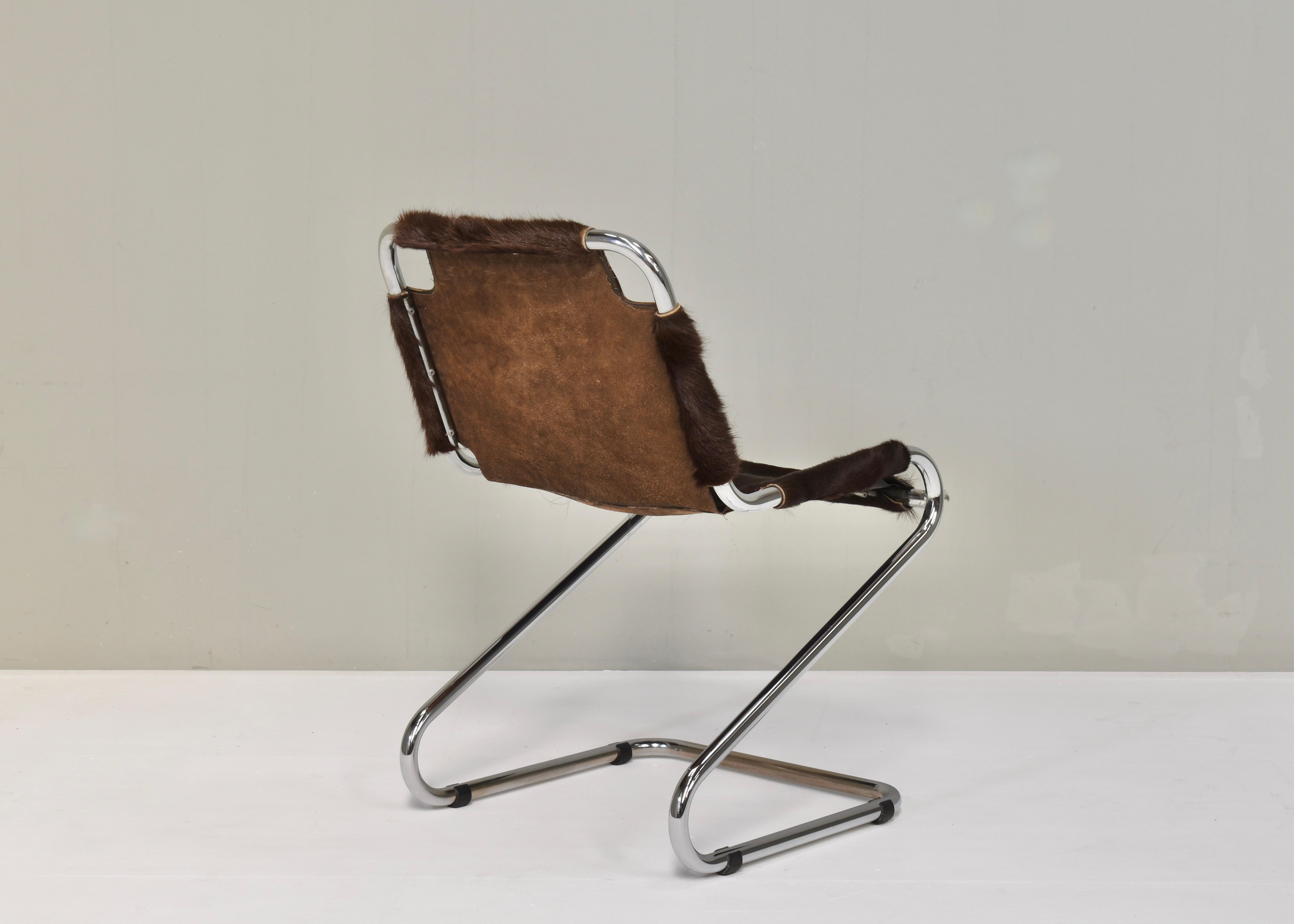 1970s Italian chair in Cowhide and Chrome - Italy, 1970s For Sale 2