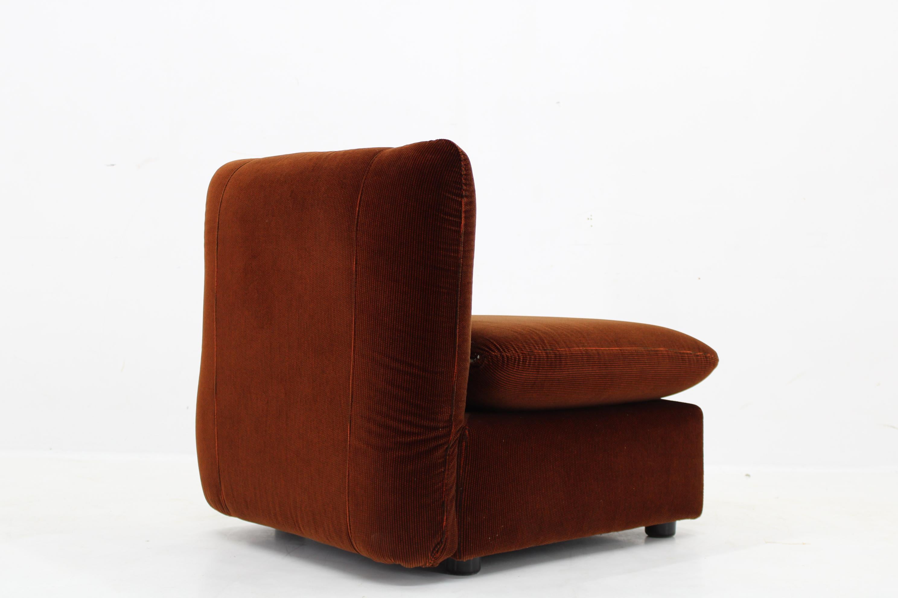 1970s Italian Chair in Velvet, 5 Items Available For Sale 1