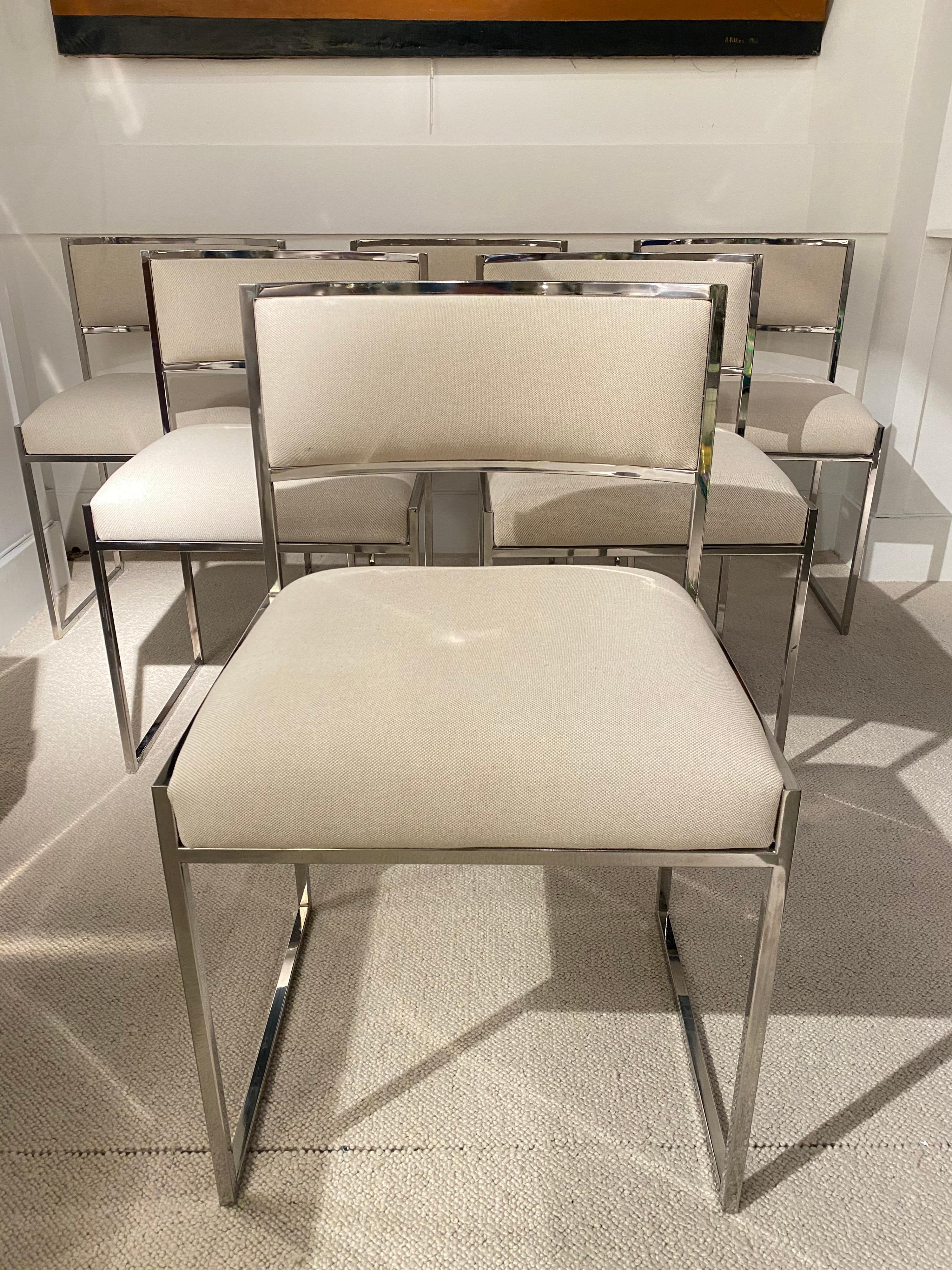 Six chairs in chromed steel and fabric By Willy Rizzo
New upholstered
Good vintage condition.
