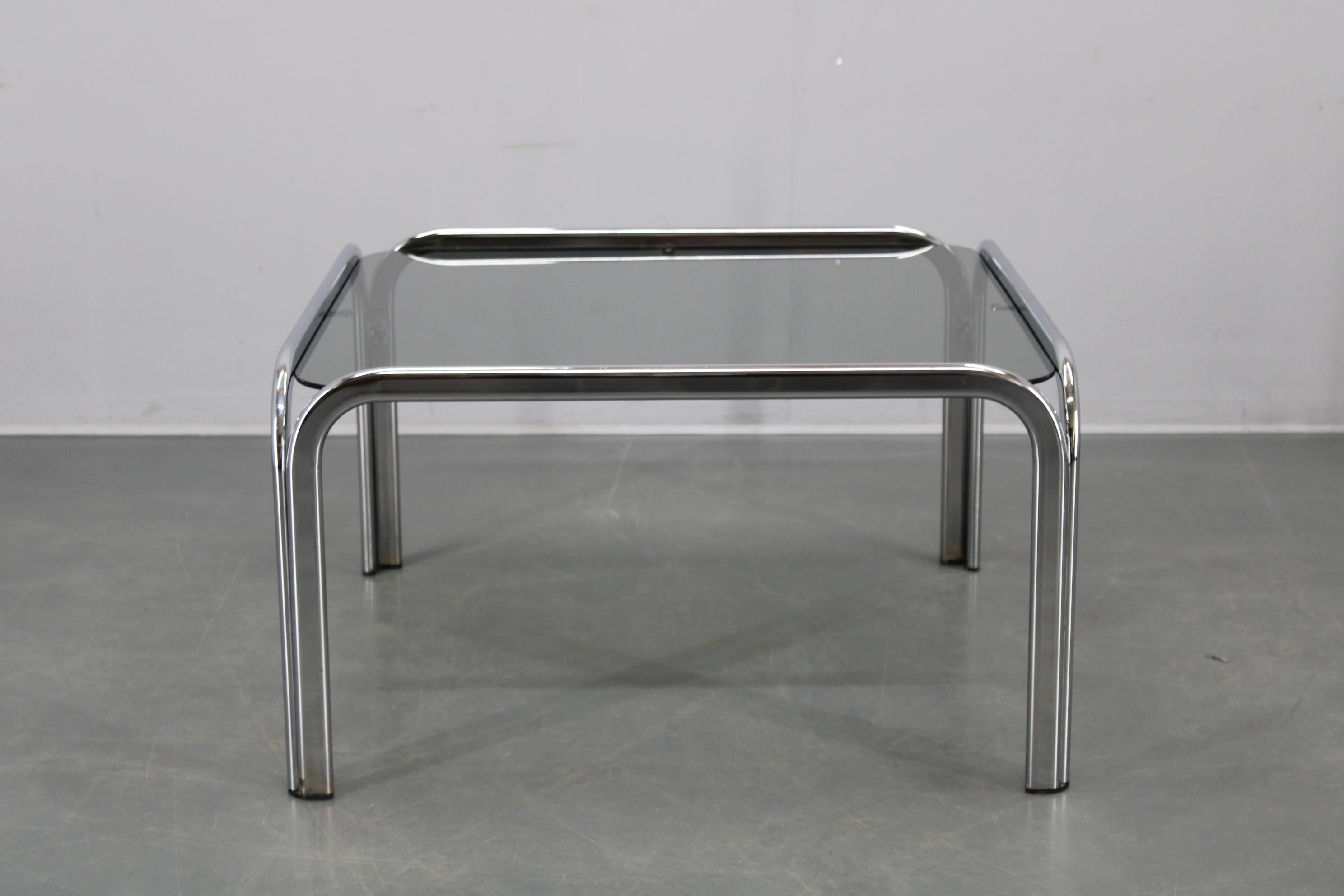 Mid-Century Modern 1970s Italian Chrome and Glass Square Coffee Table For Sale