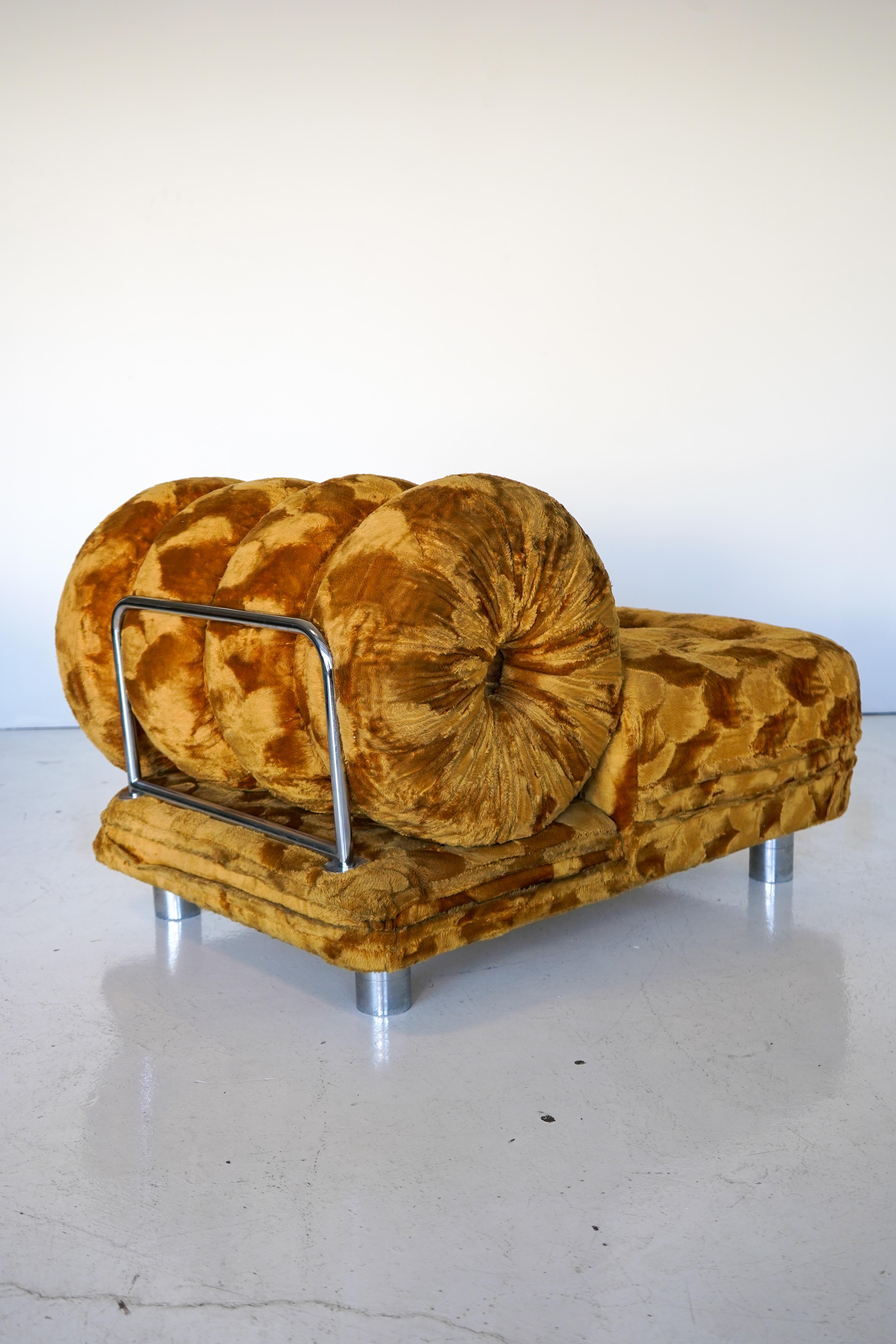 Post-Modern 1970s Italian Chrome Barrel-Back Lounge Chair