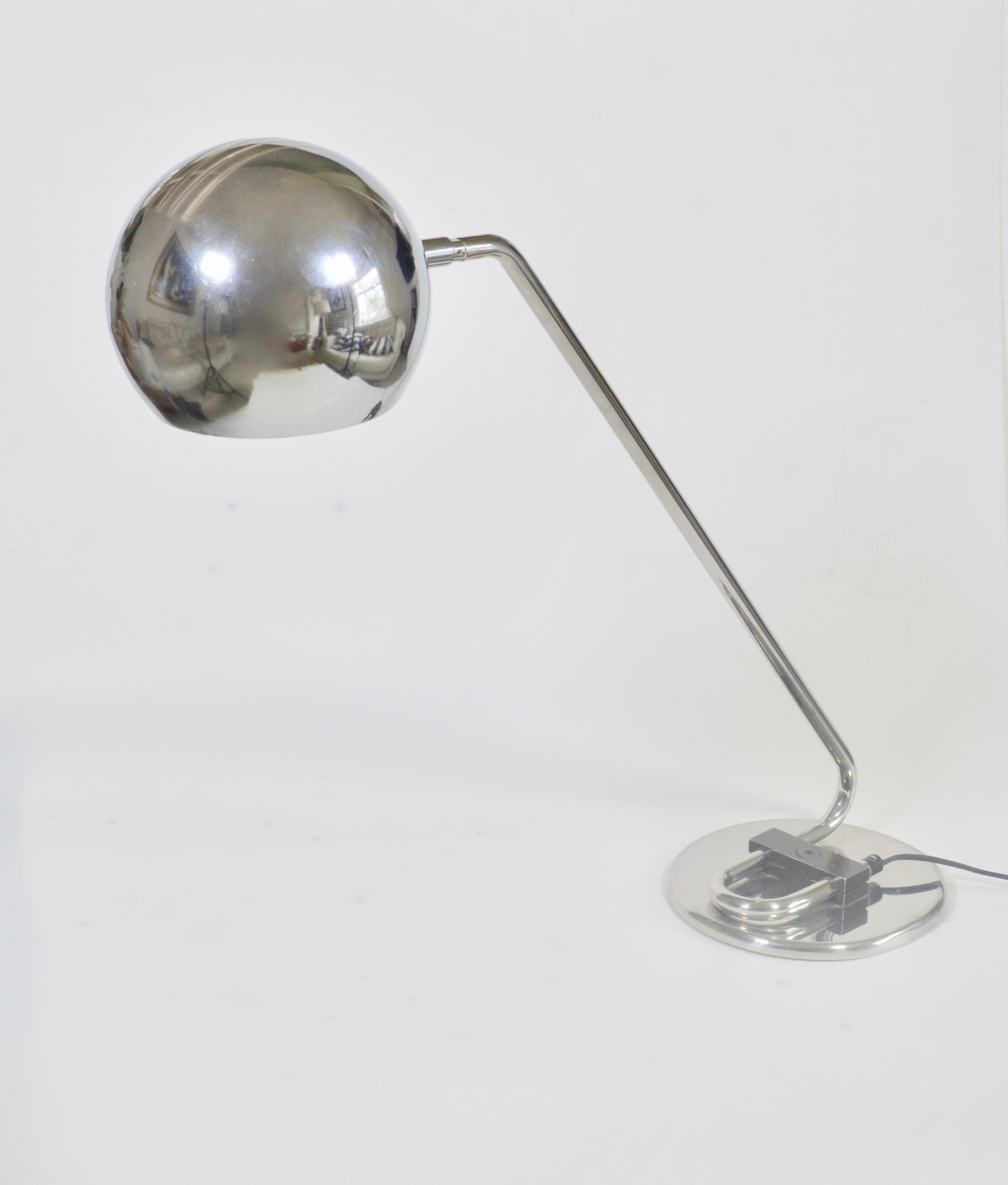 1970s Italian Chrome Desk Lamp 3