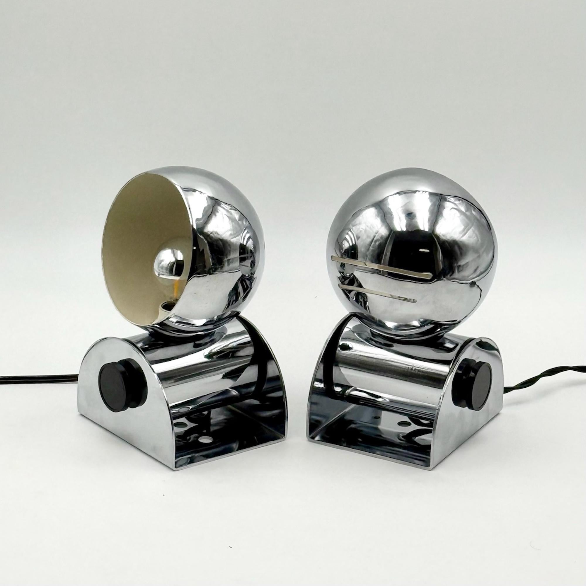 Italiano Lampade da tavolo cromate italiane degli anni '70 di Tronconi Rara coppia di lampade Space AGE in vendita