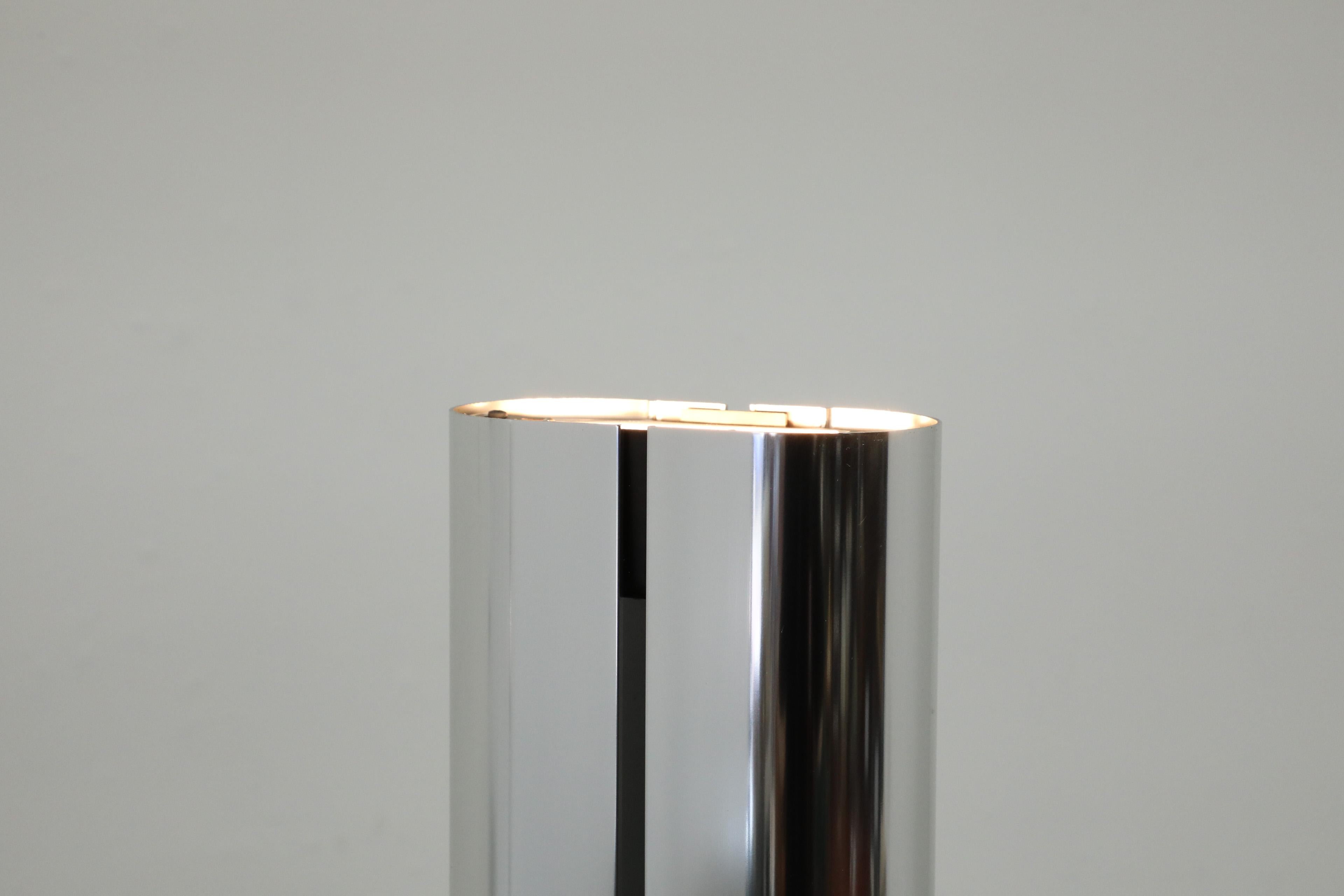 1970er Jahre Italienische Chrom Megaron Stehleuchte von Gian Franco Frattini für Artemide 9