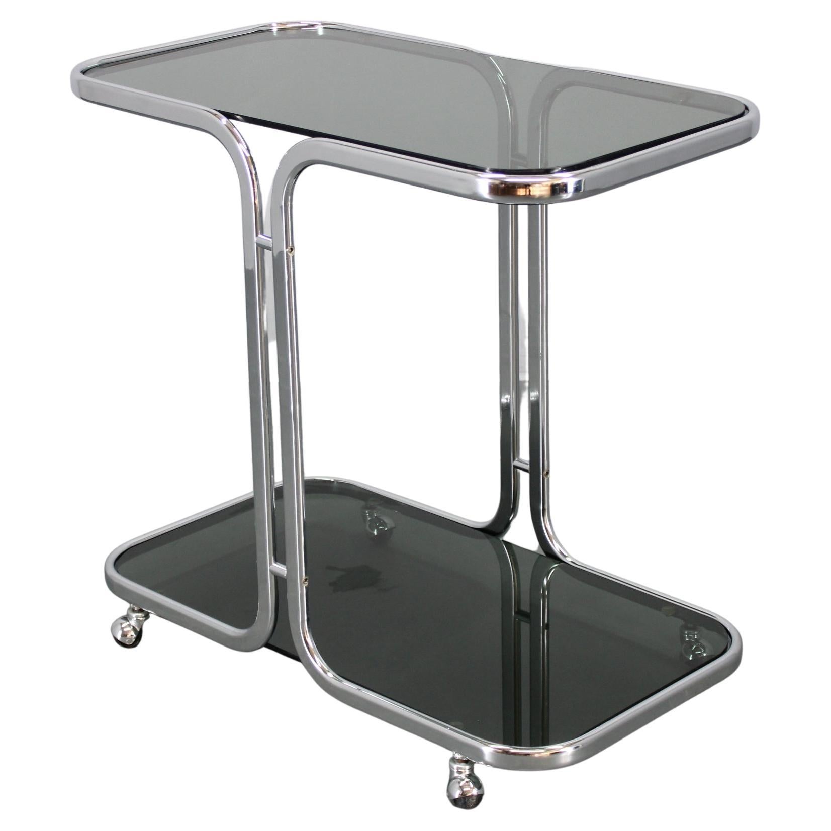 Table de service en verre fumé chromé italienne des années 1970 en vente