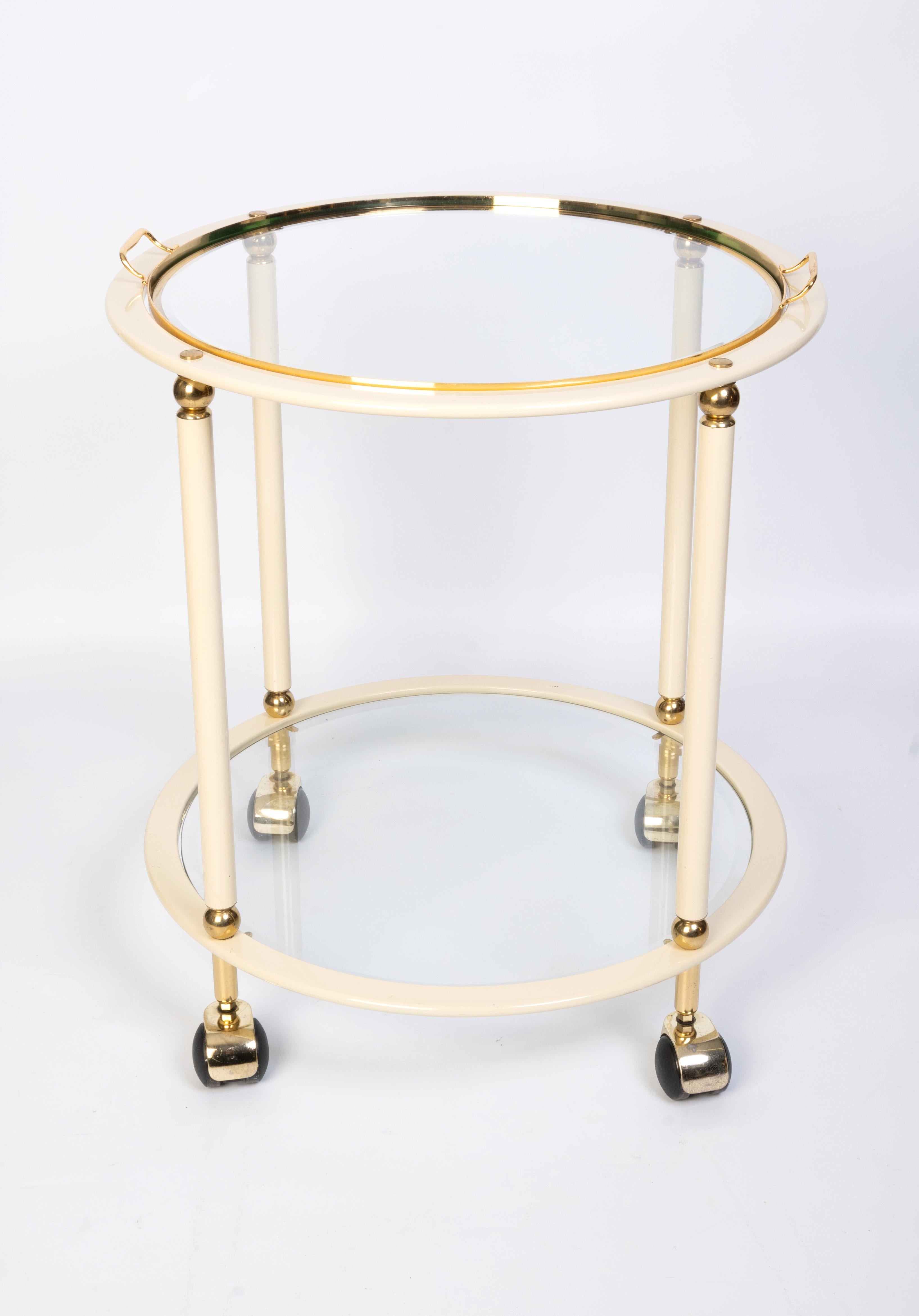 1970s Italian Circular Bar Cart Drinks Trolley
Neatly proportioned.
In excellent condition commensurate with age
