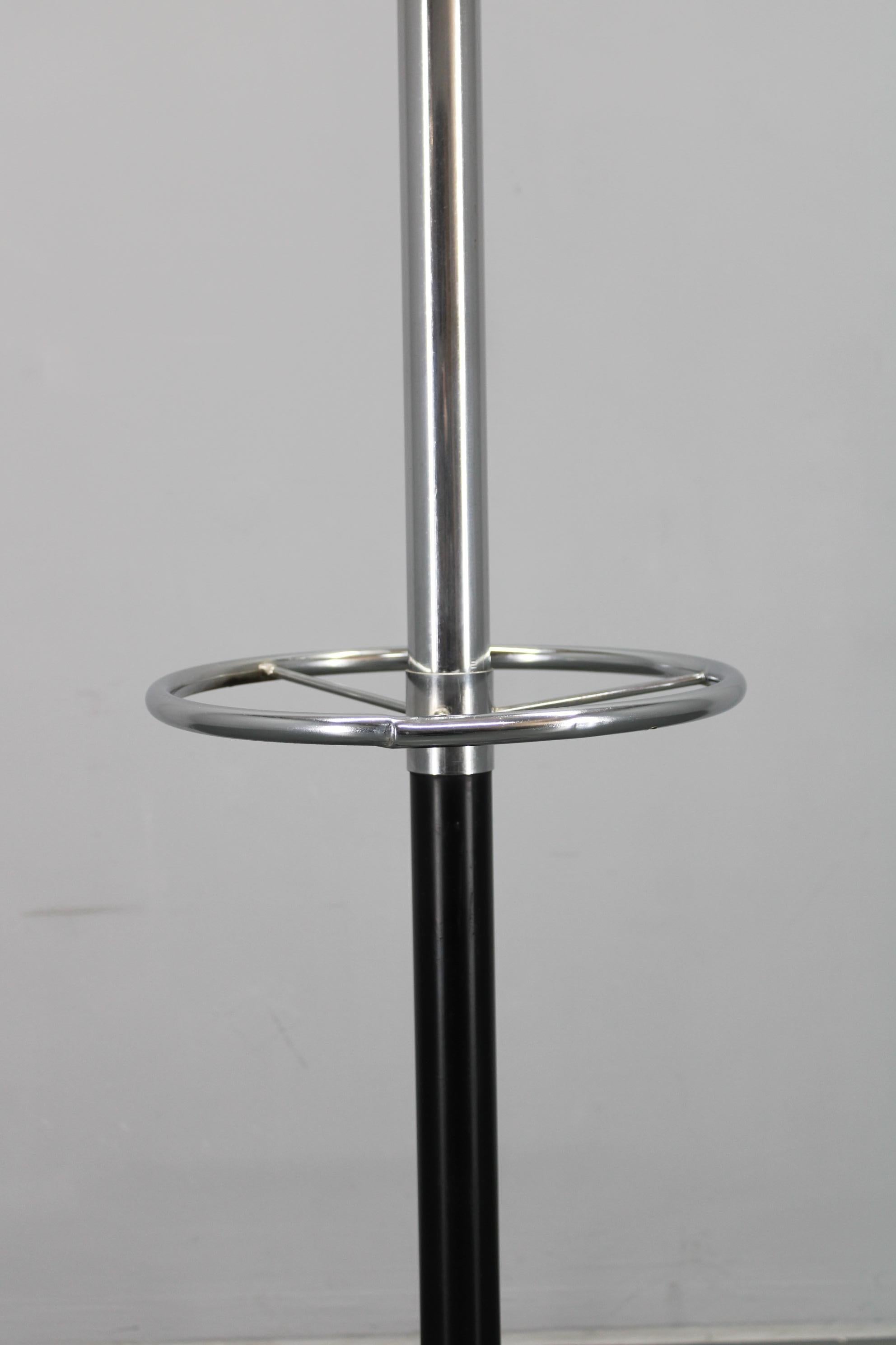 1970s Italian Coat Hanger In Good Condition For Sale In Praha, CZ