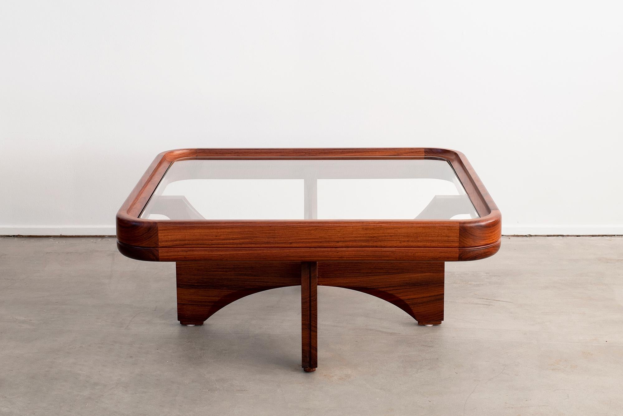 1970s Italian Coffee Table In Good Condition In Beverly Hills, CA