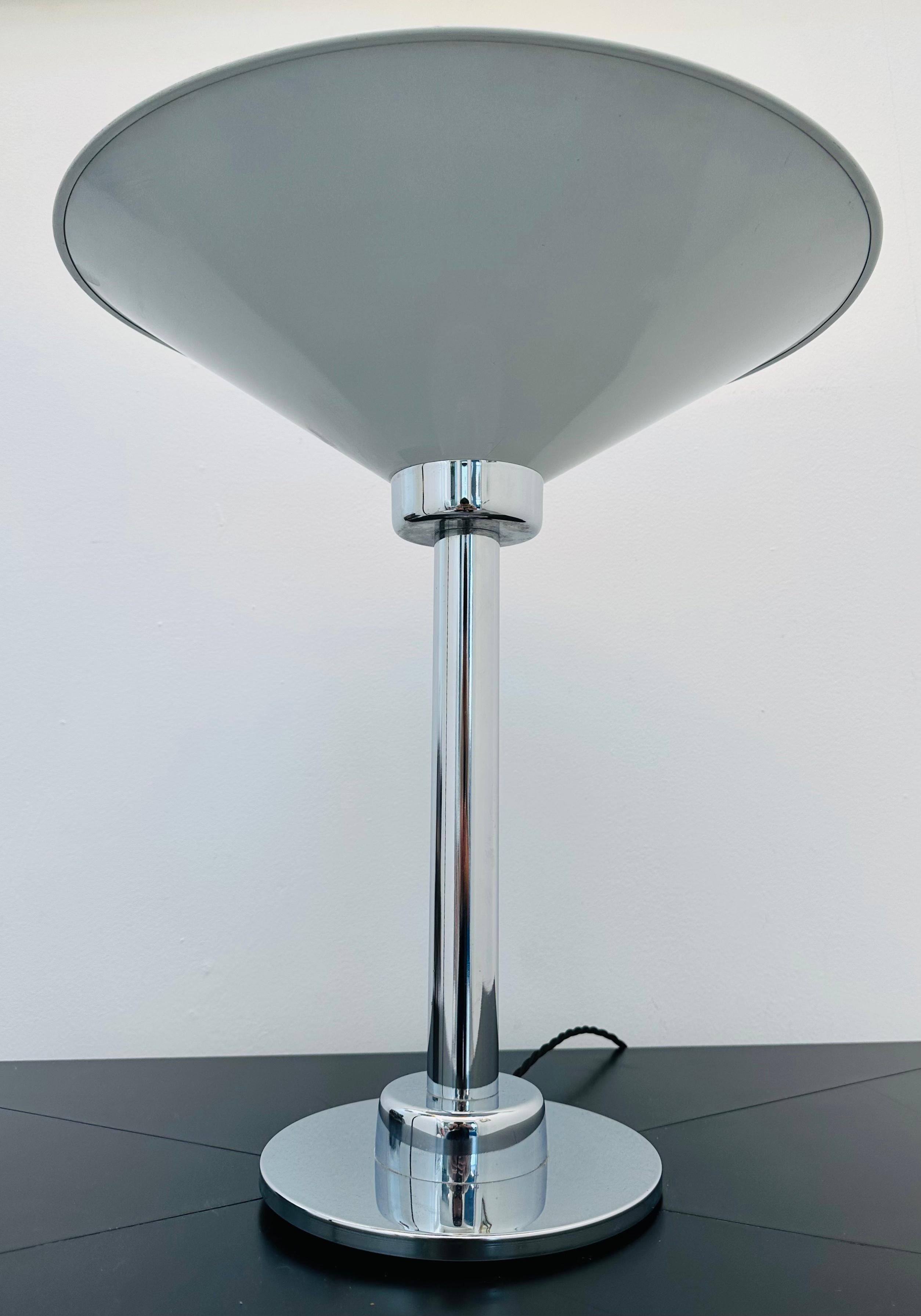20th Century 1970s Italian Conical Enamelled White Metal & Chrome Uplighter Table Lamp For Sale