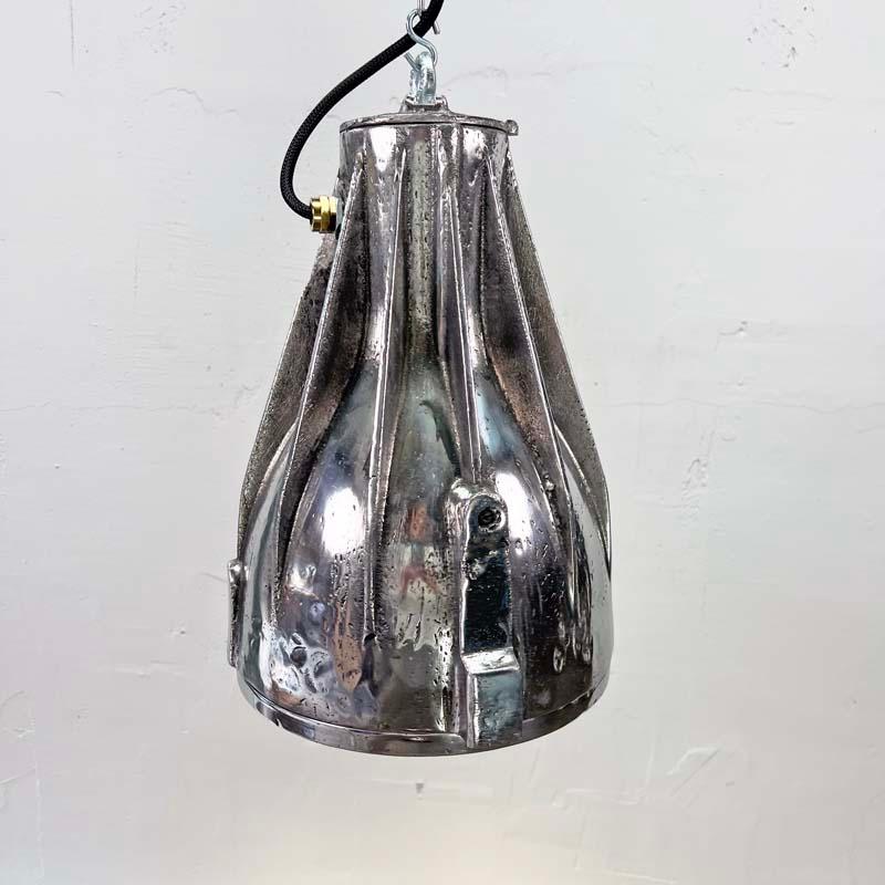 1970's Italian Cortem Explosion Proof Cast Aluminum Ceiling Pendant Light In Good Condition For Sale In Leicester, Leicestershire