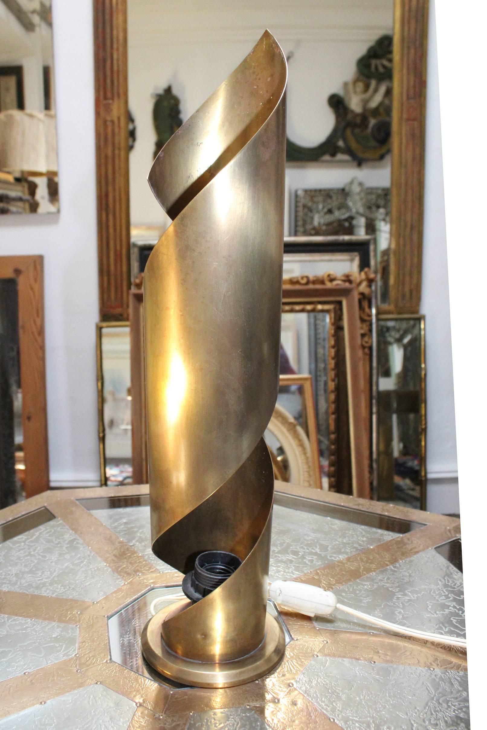 1970s Italian Design Brass Table Lamp In Good Condition In Marbella, ES
