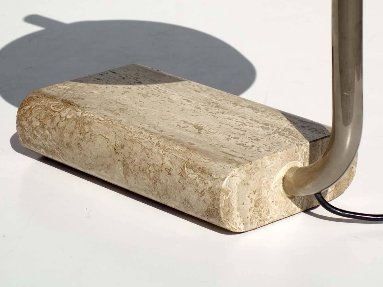 Late 20th Century 1970s Italian Design by Paolo Salvi Travertine Marble Table Lamp For Sale