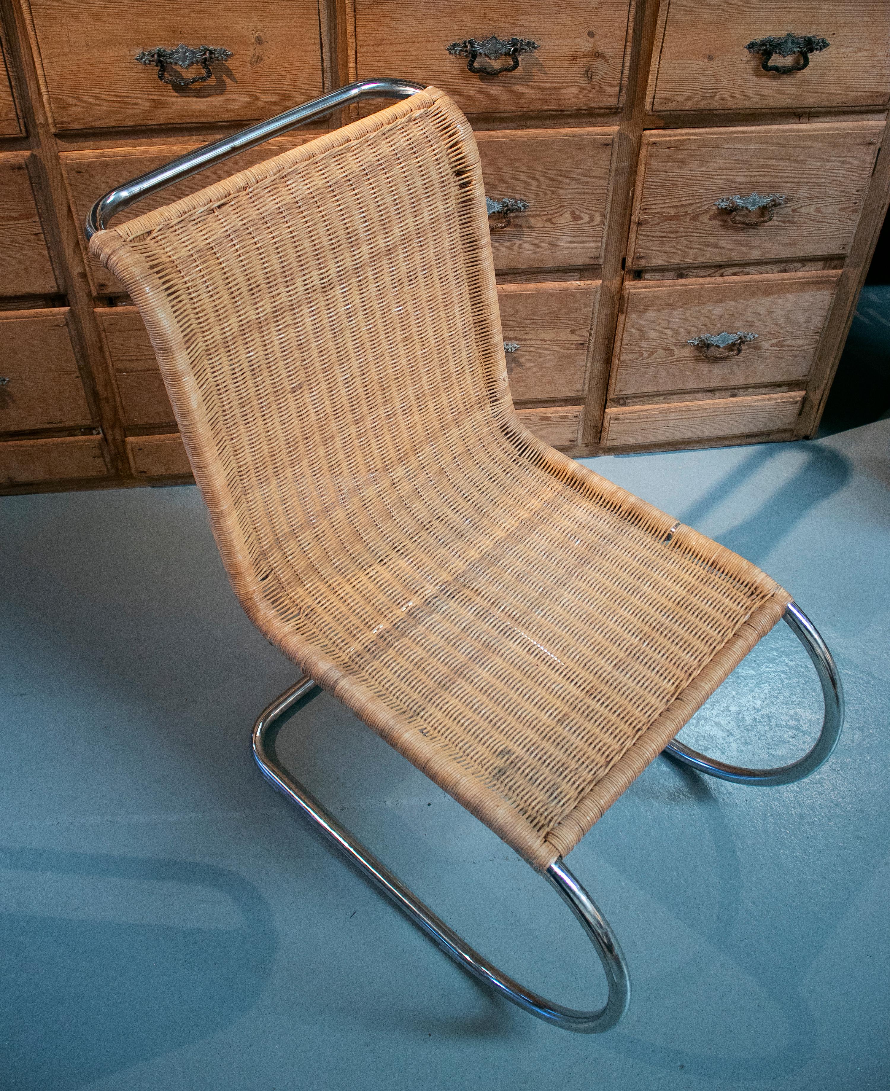1970s Italian Designer Chairs with Steel Structure and Weaved Rattan 7