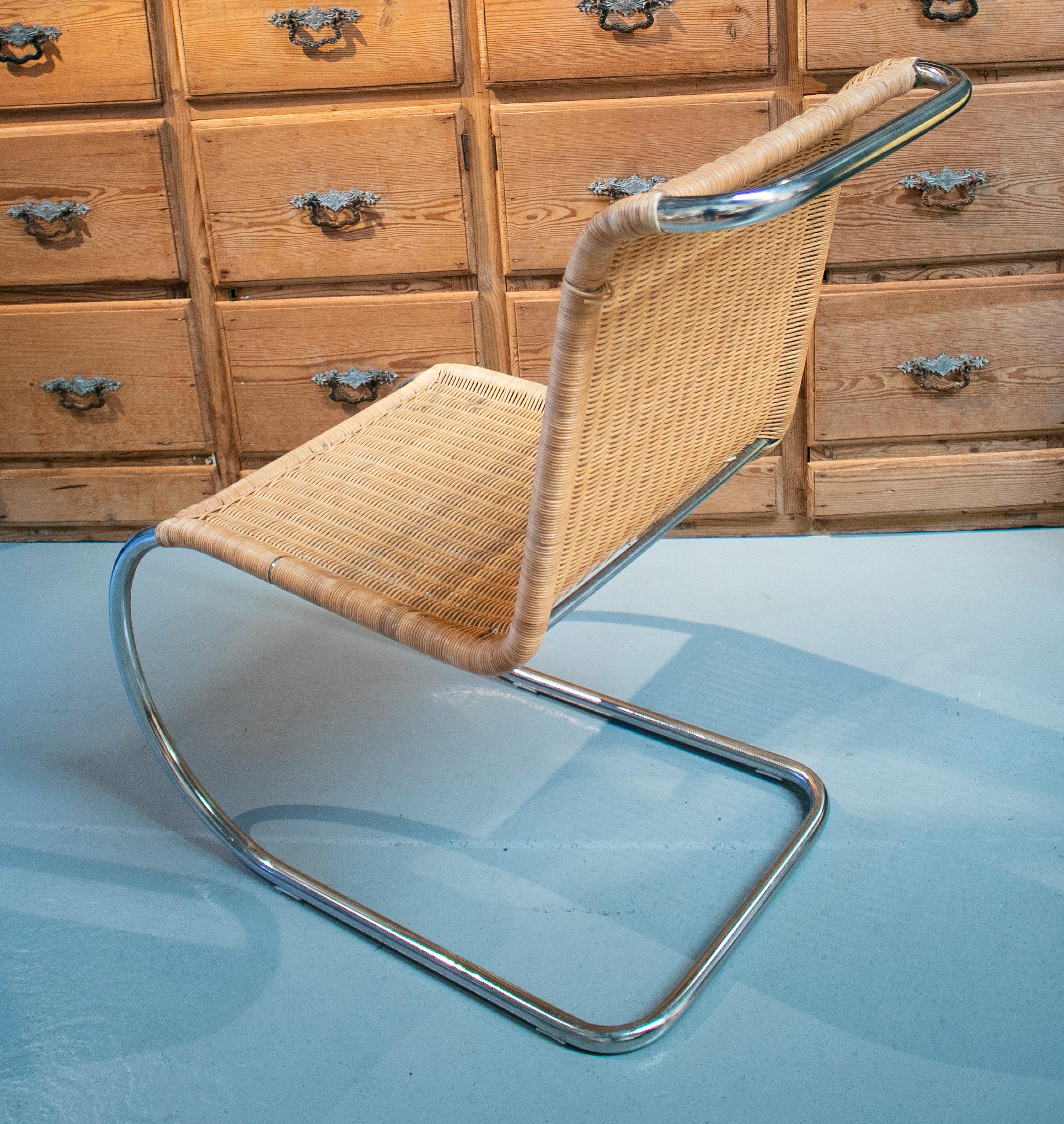 1970s Italian Designer Chairs with Steel Structure and Weaved Rattan 9