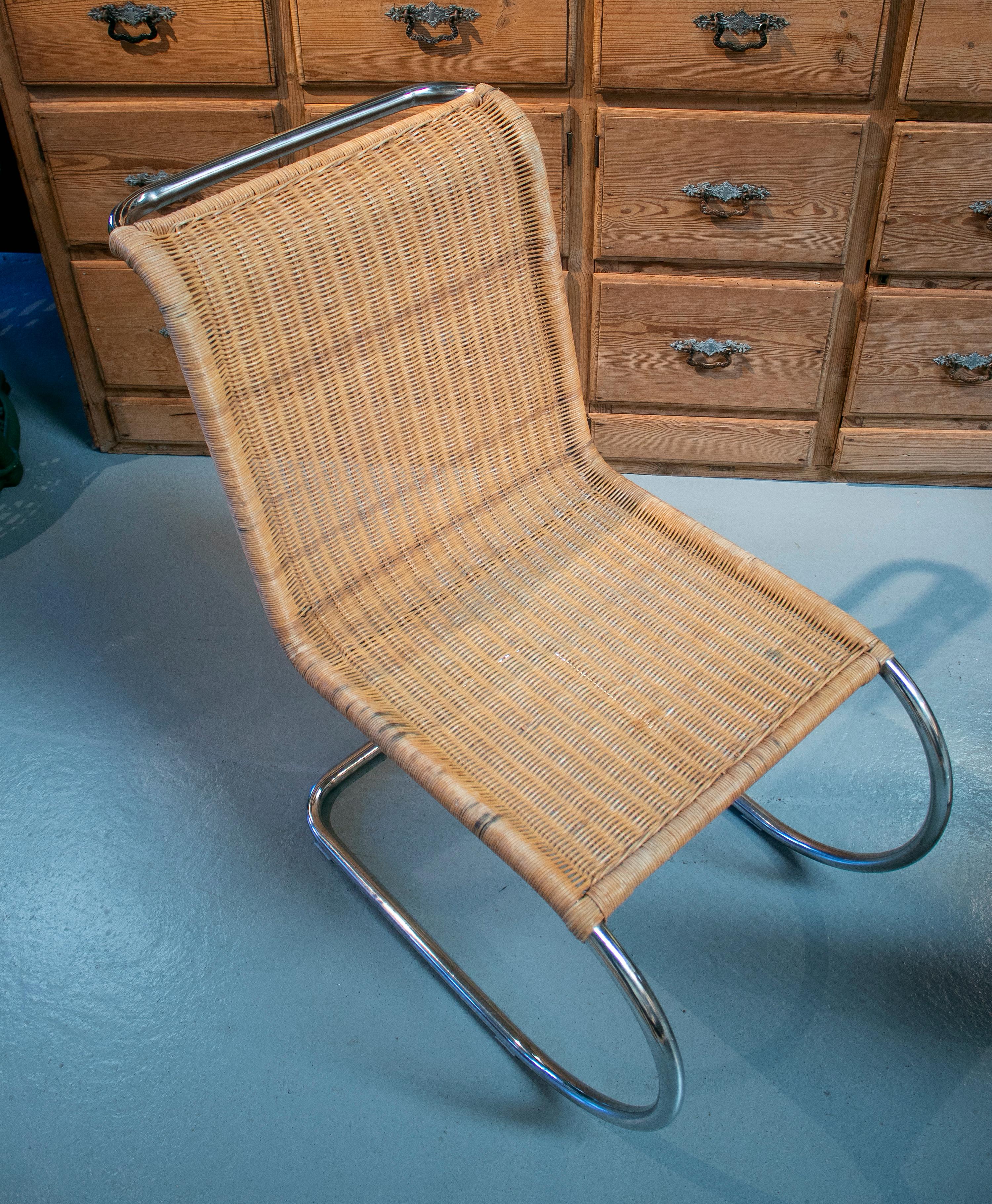 1970s Italian Designer Chairs with Steel Structure and Weaved Rattan 1
