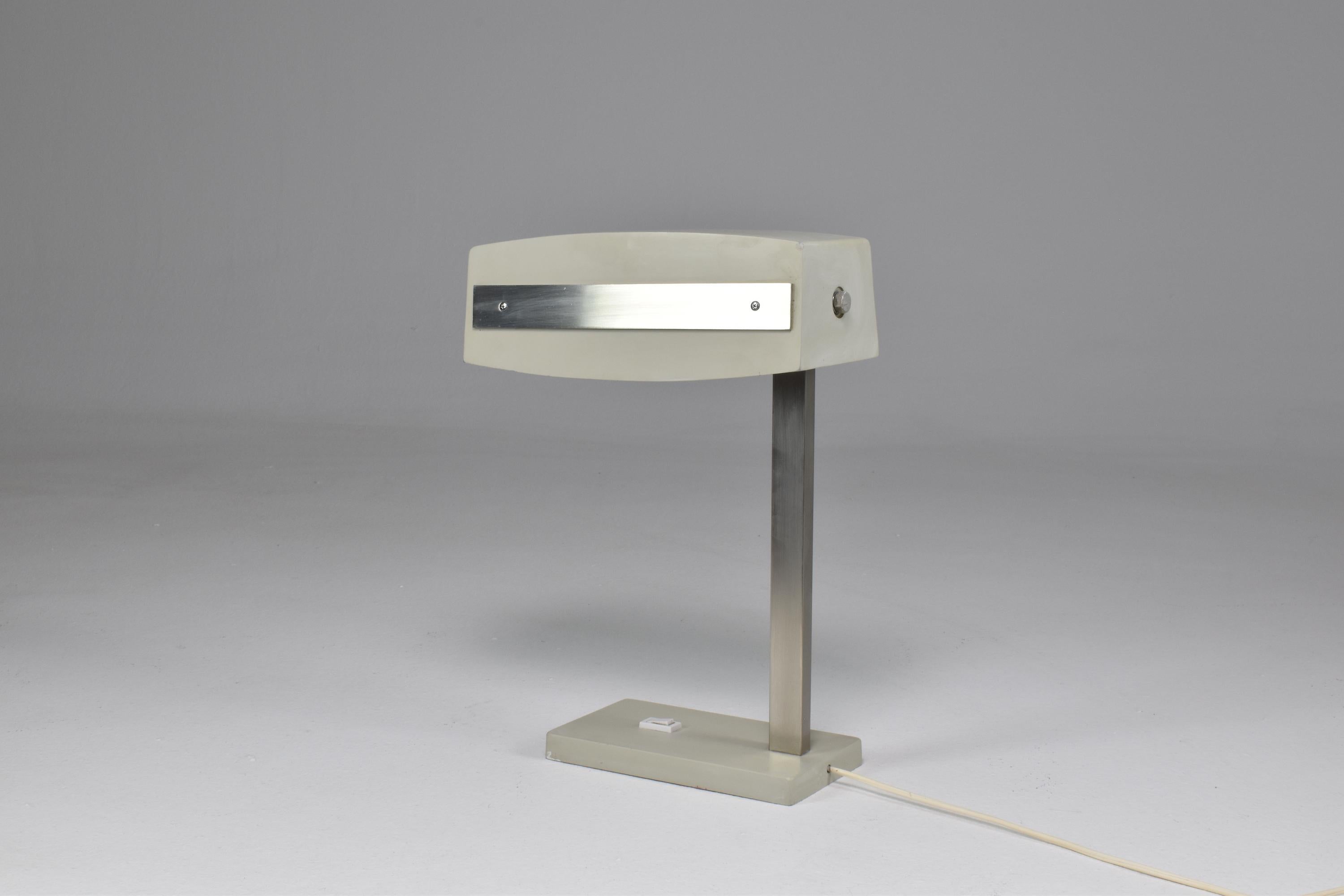 20th Century 1970's Italian Desk Lamp by Stilnovo For Sale