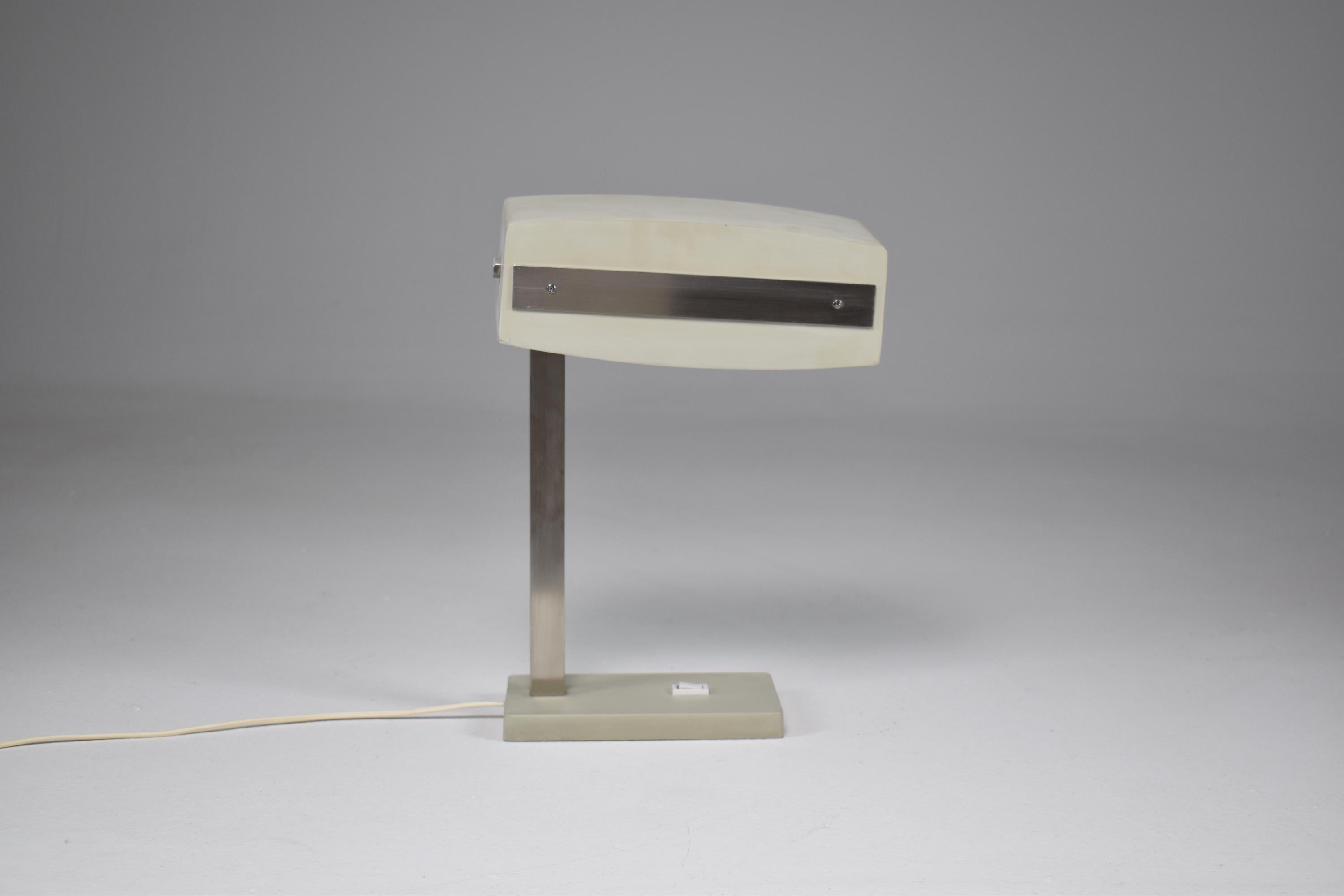 1970's Italian Desk Lamp by Stilnovo For Sale 2