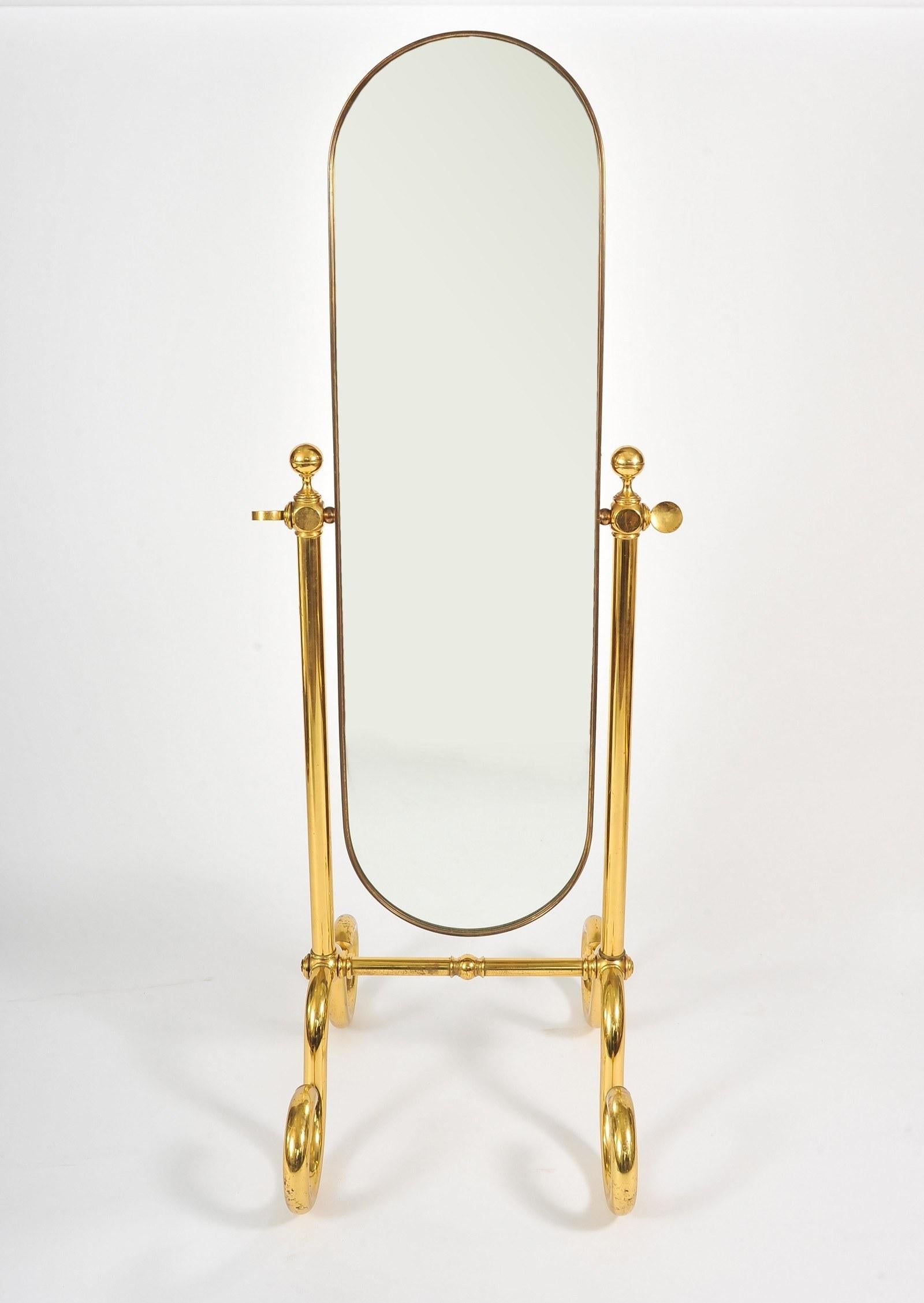 1970s Italian free-standing mirror In Good Condition For Sale In London, GB