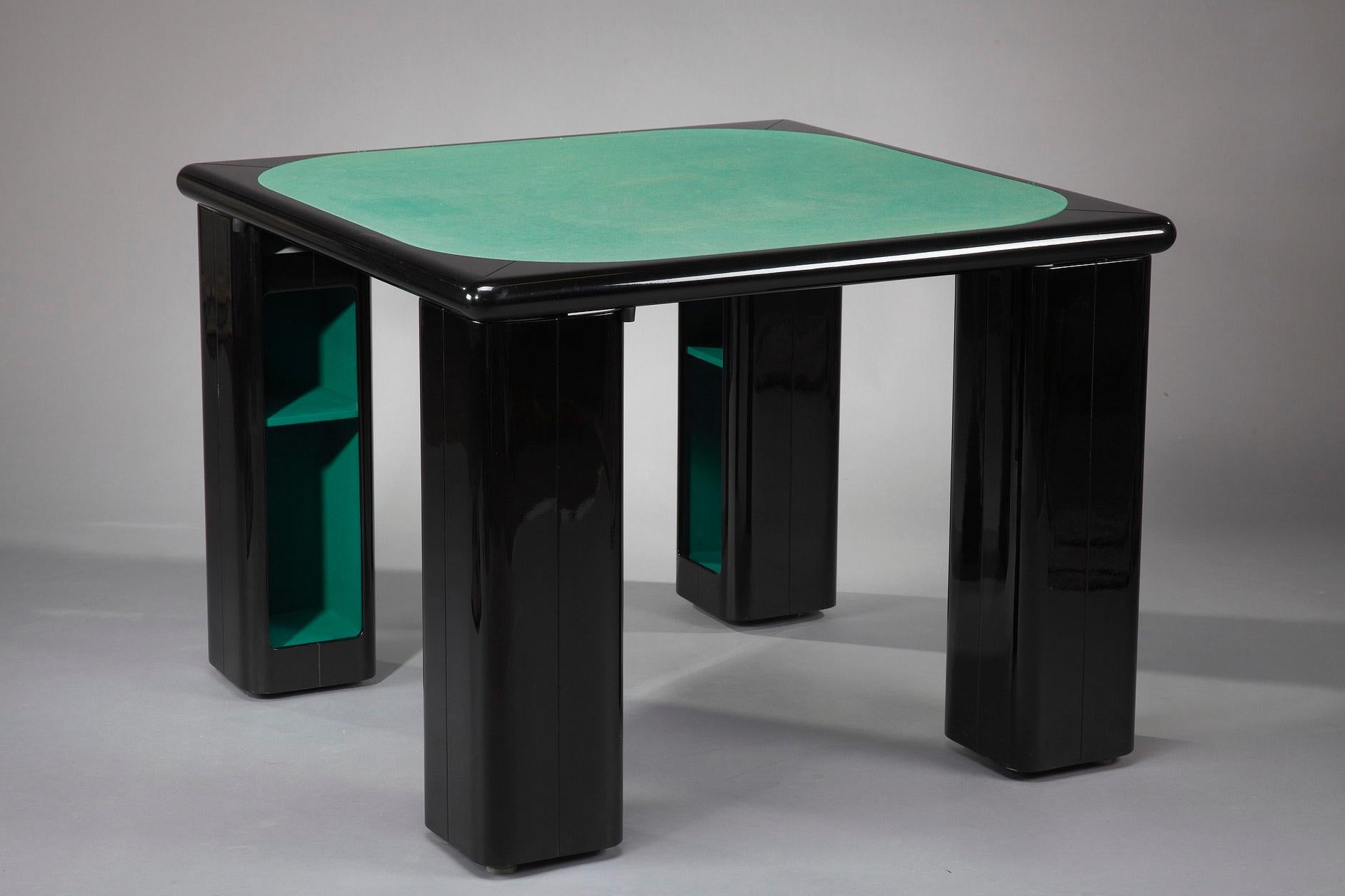 Mid-Century Modern 1970s Italian Game Table and Chairs by Pierluigi Molinari for Pozzi For Sale