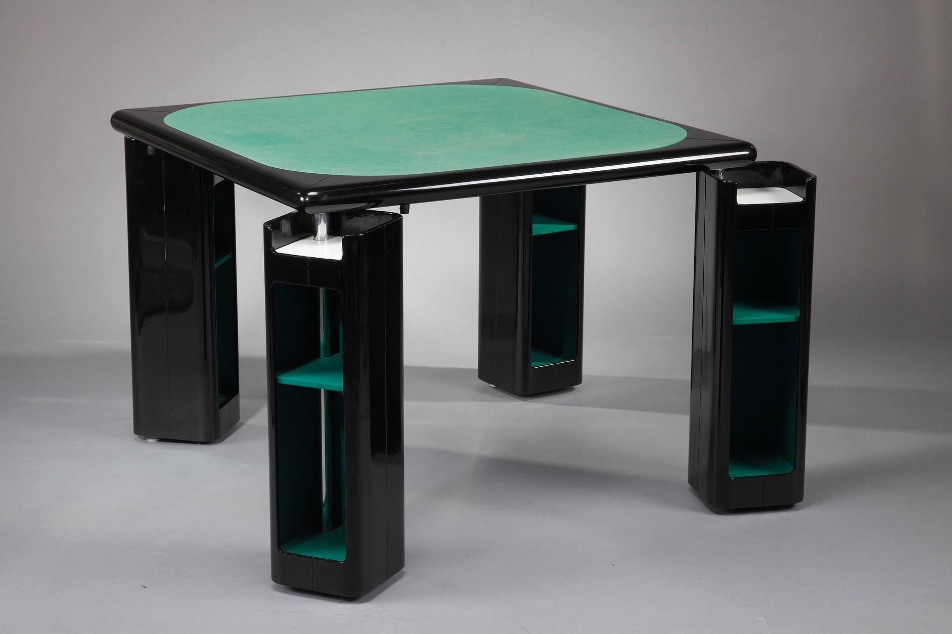 Lacquered 1970s Italian Game Table and Chairs by Pierluigi Molinari for Pozzi For Sale