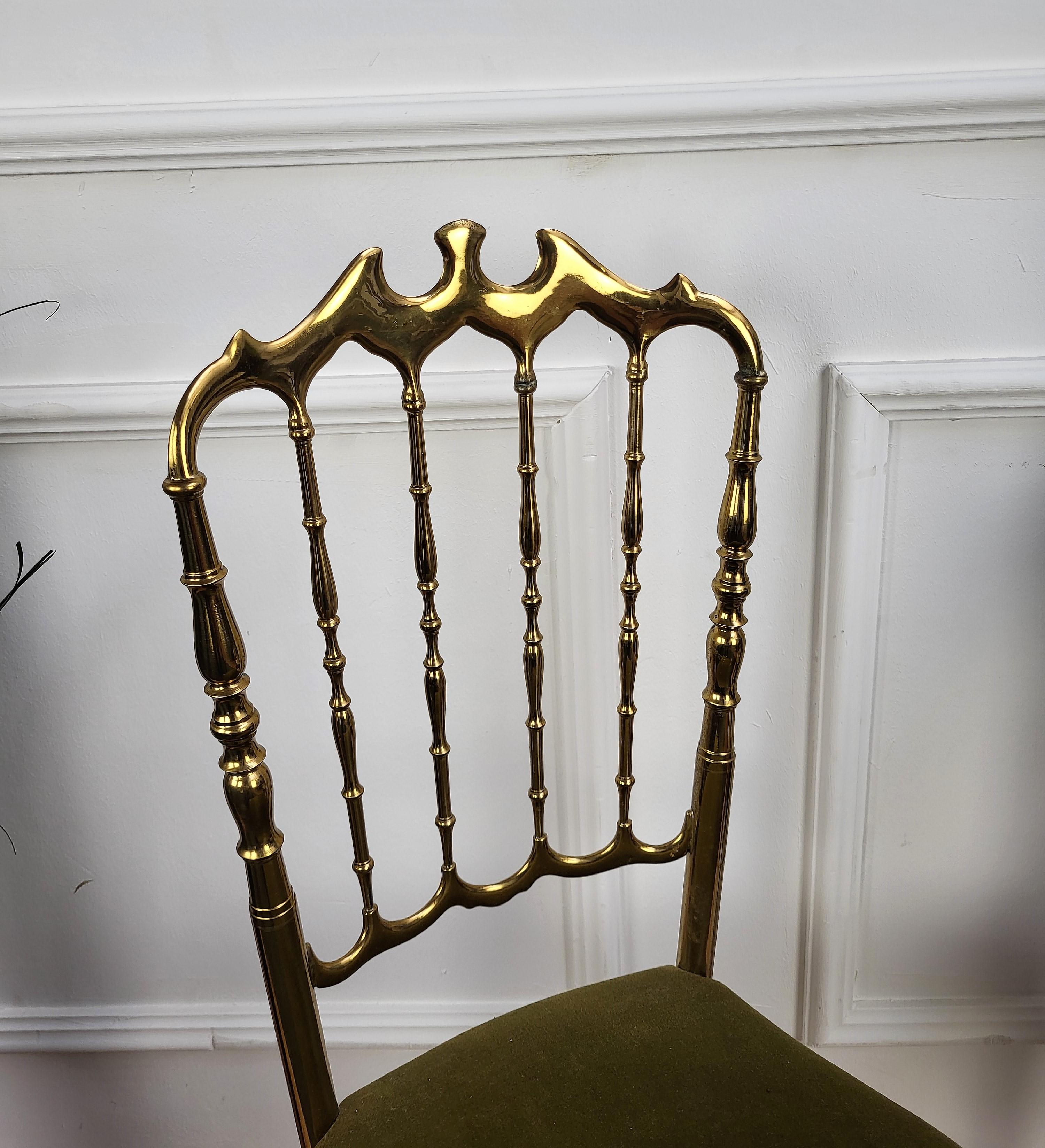 1970er Jahre Italienischer Chiavari-Stuhl aus vergoldetem Messing im Angebot 1
