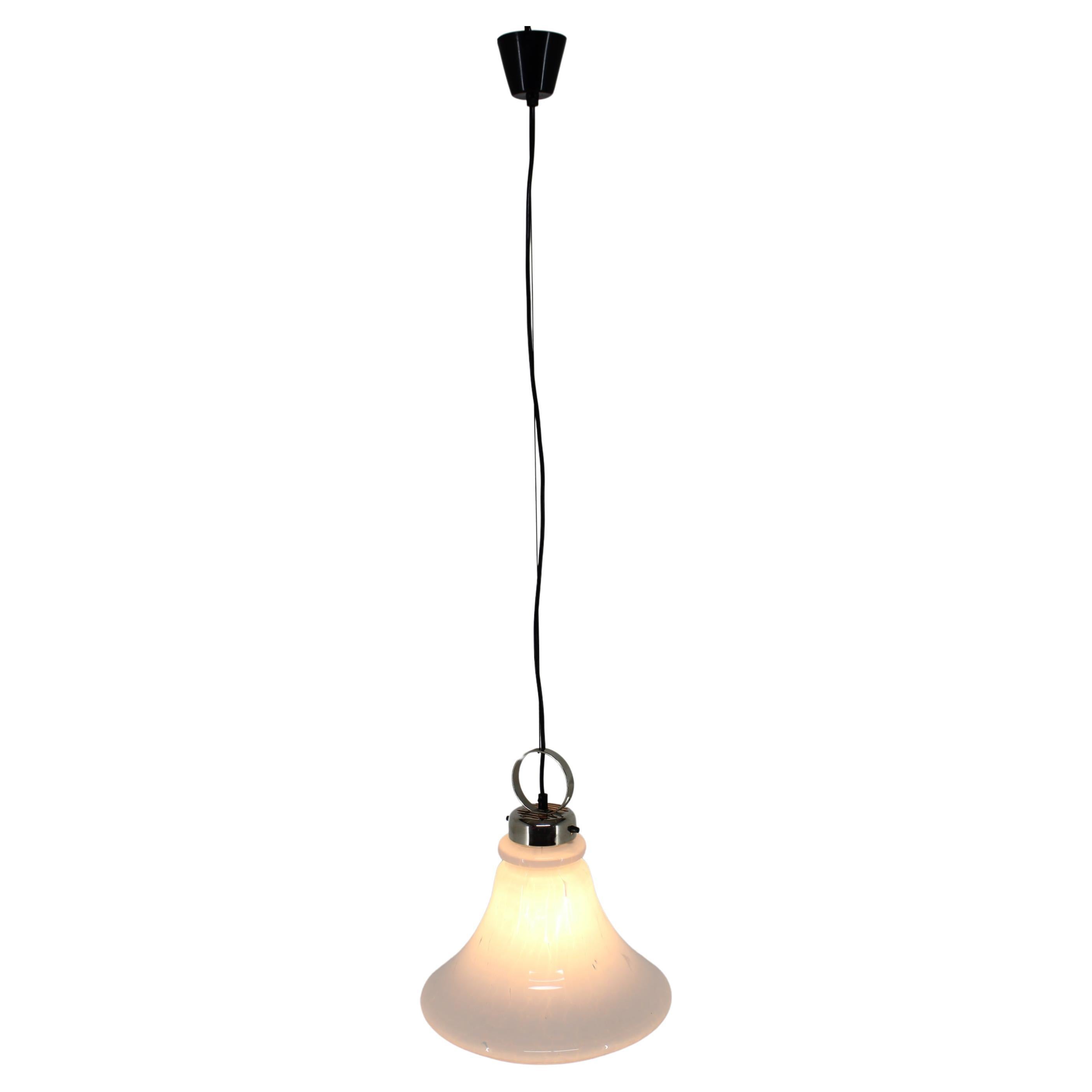 Lustre en verre italien des années 1970 en vente
