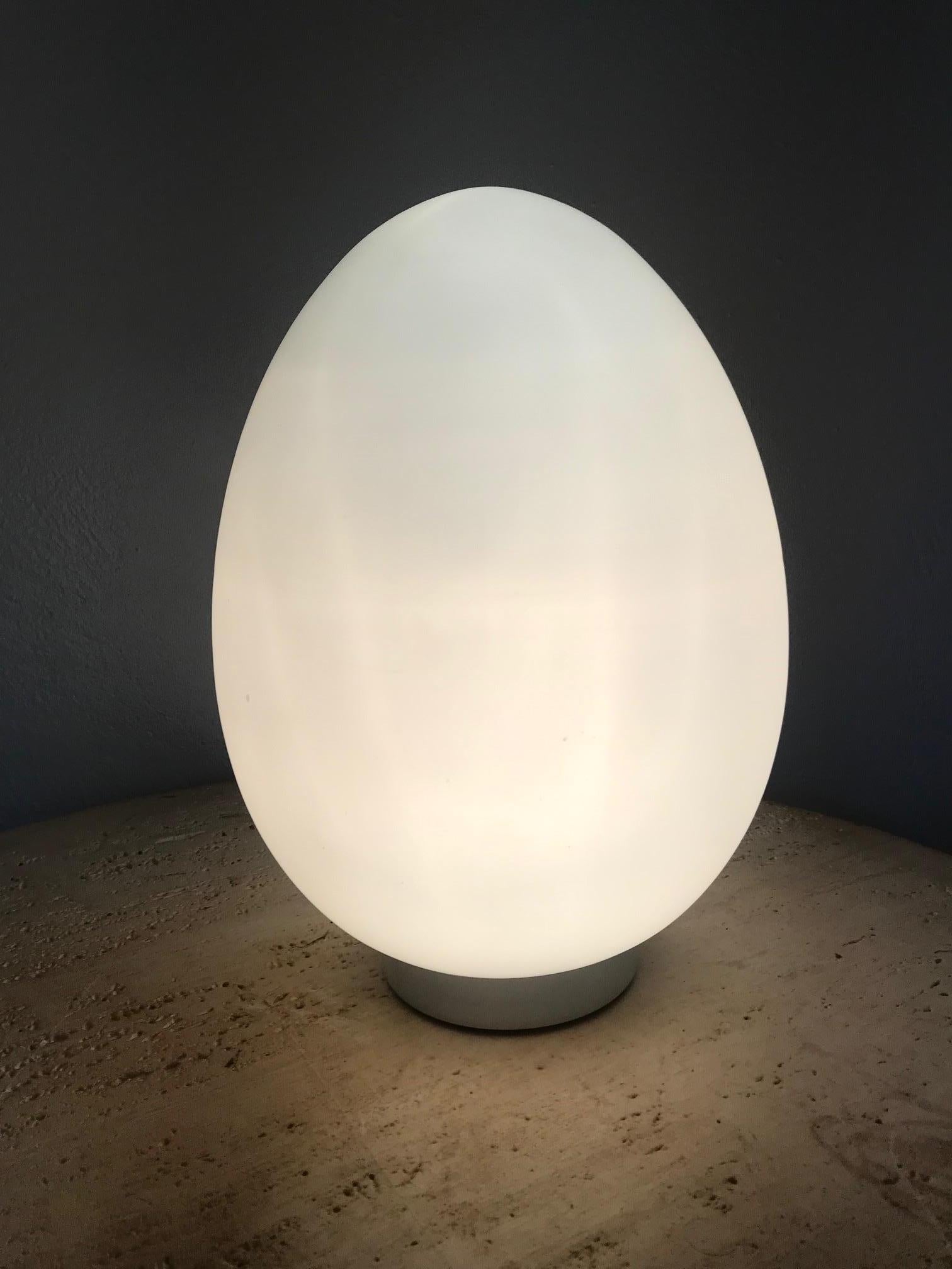 20th Century 1970s Italian Glass Egg Lamp