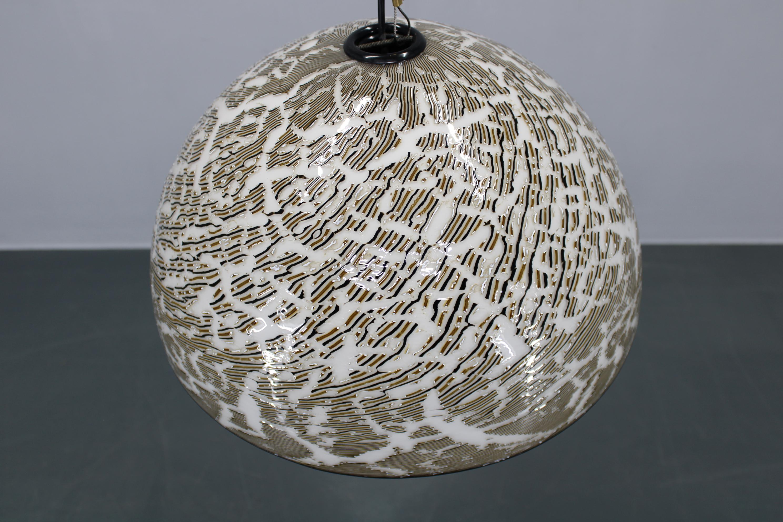 20th Century 1970s Italian Glass Pendant Light For Sale