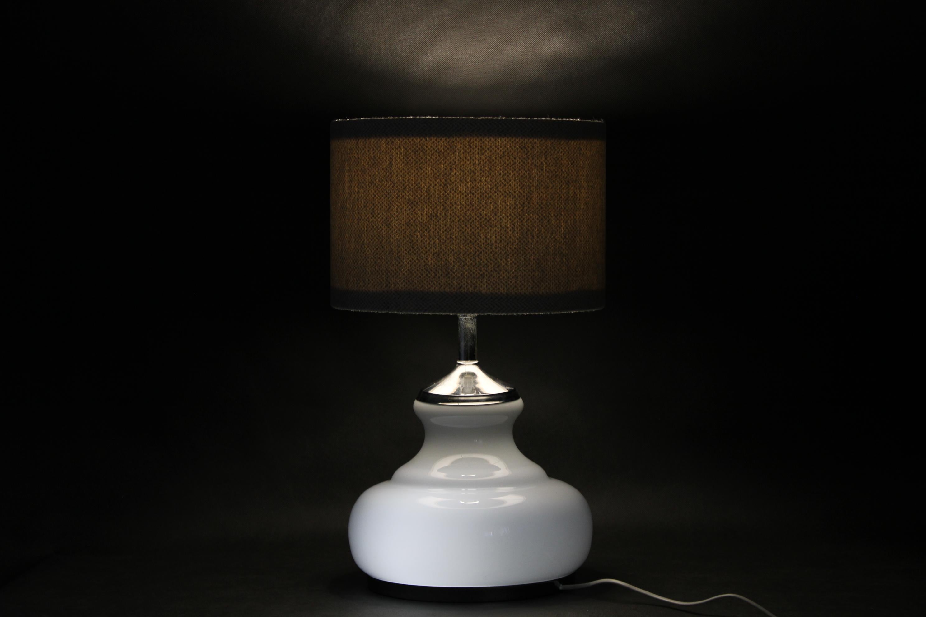 1970s Italian Glass Table Lamp with Boucle Fabric Shade im Angebot 5