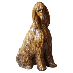 Statue italienne de chien afghan grandeur nature en plâtre émaillé des années 1970, style Hollywood Regency