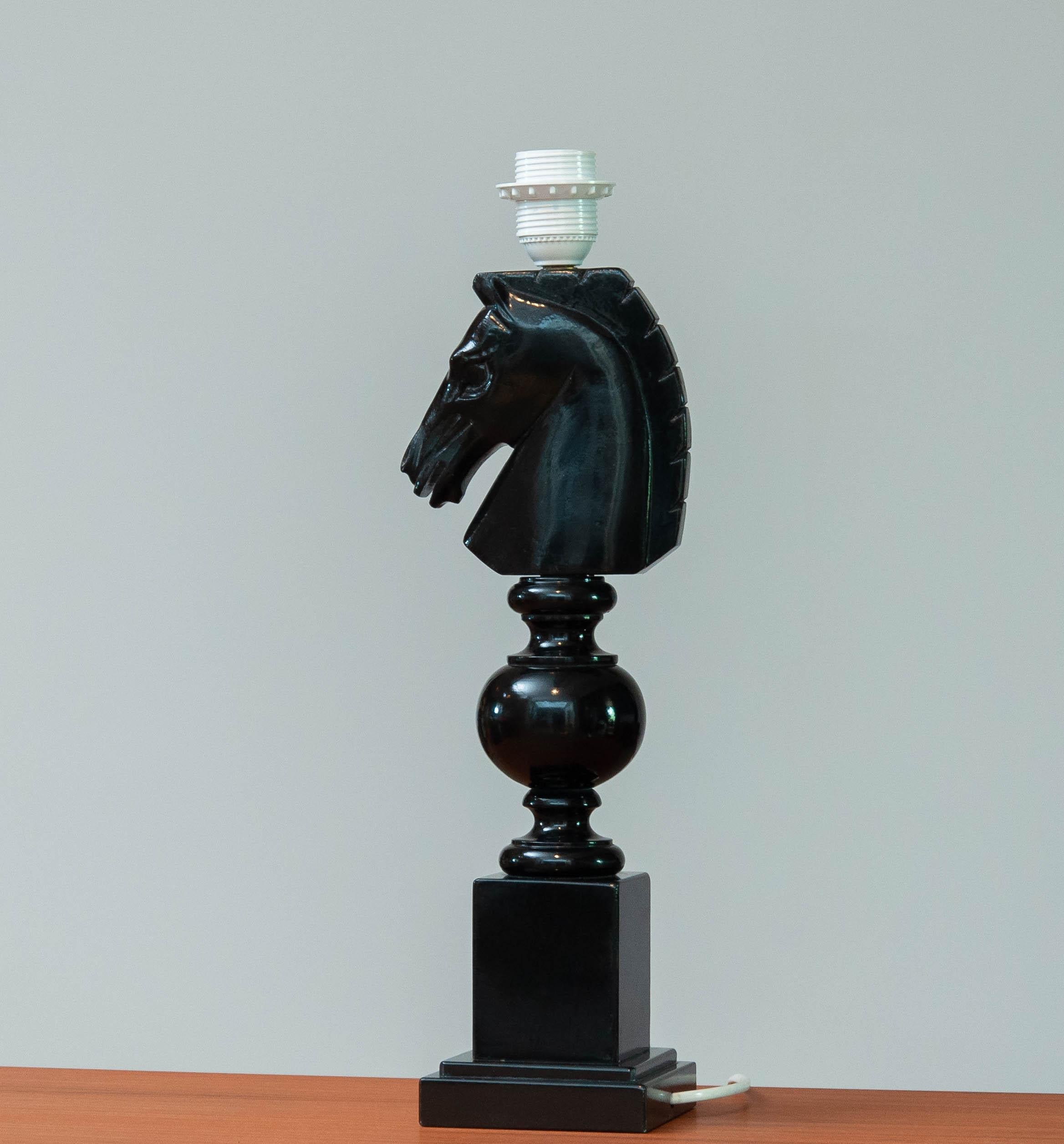 1970's Italian Hand Carved Alabaster Table Lamp with Horse Head in Black For Sale 3