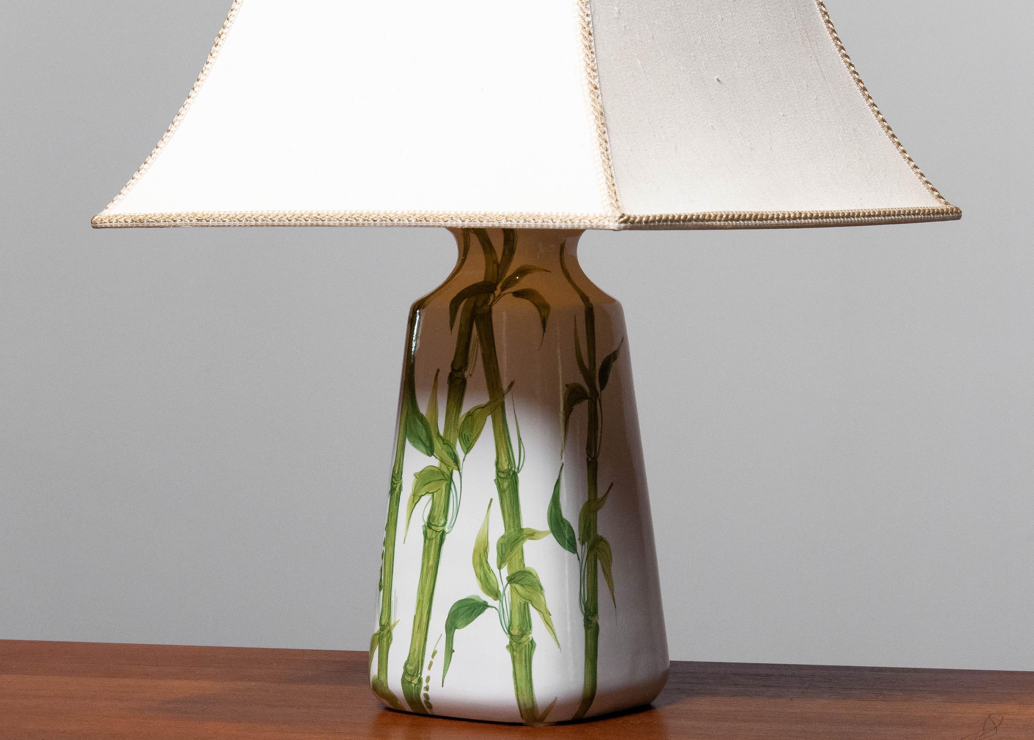 Modern 1970s Italian Hand Painted White Ceramic and Glazed Table Lamp with Bamboo Decor For Sale