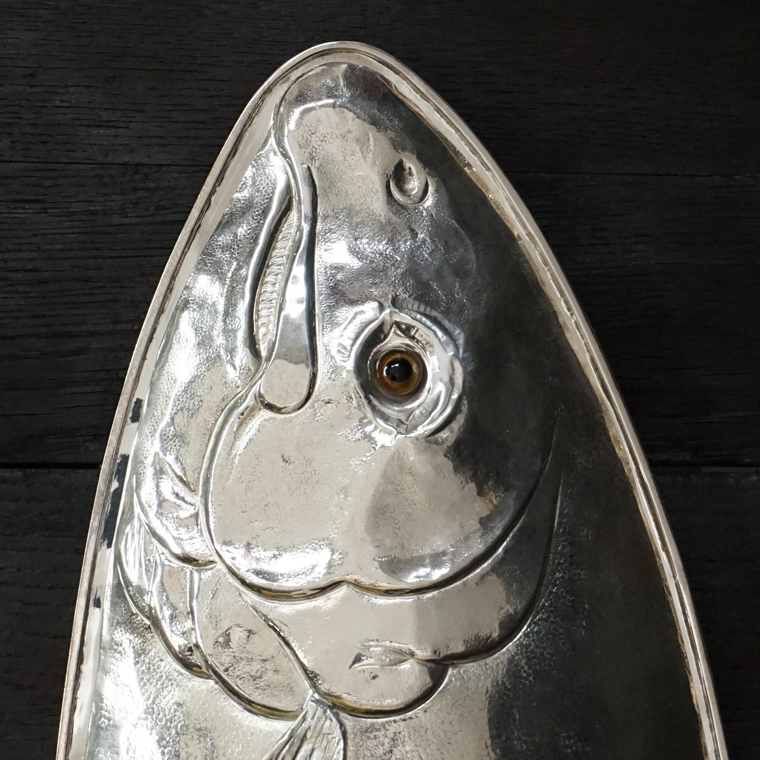 1970s Italian Heavy Silver Plated Hand-Hammered Franco Lagini Salmon Fish Server 4