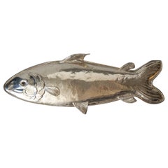 1970s Italian Heavy Silver Plated Hand-Hammered Franco Lagini Salmon Fish Server