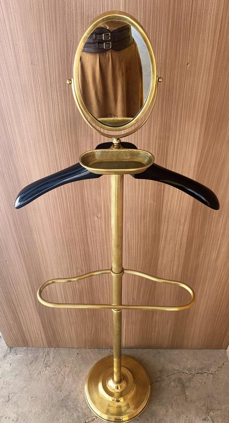 1970s Italian Hollywood Regency Brass and Wood Valet Stand Dressboy with Mirror 1