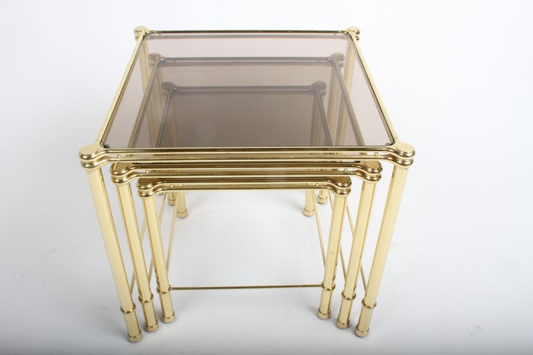 1970s Italian Hollywood Regency Brass & Bronze Glass Set of 3 Nesting Tables For Sale 7