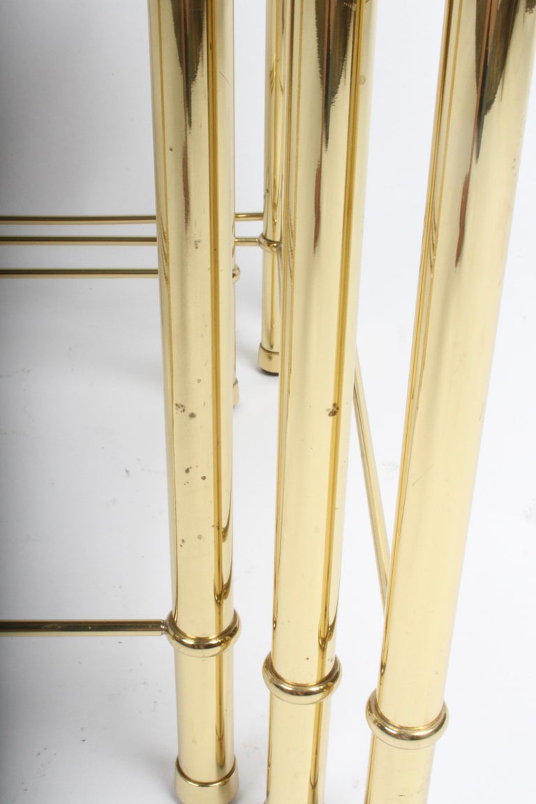 1970s Italian Hollywood Regency Brass & Bronze Glass Set of 3 Nesting Tables For Sale 4