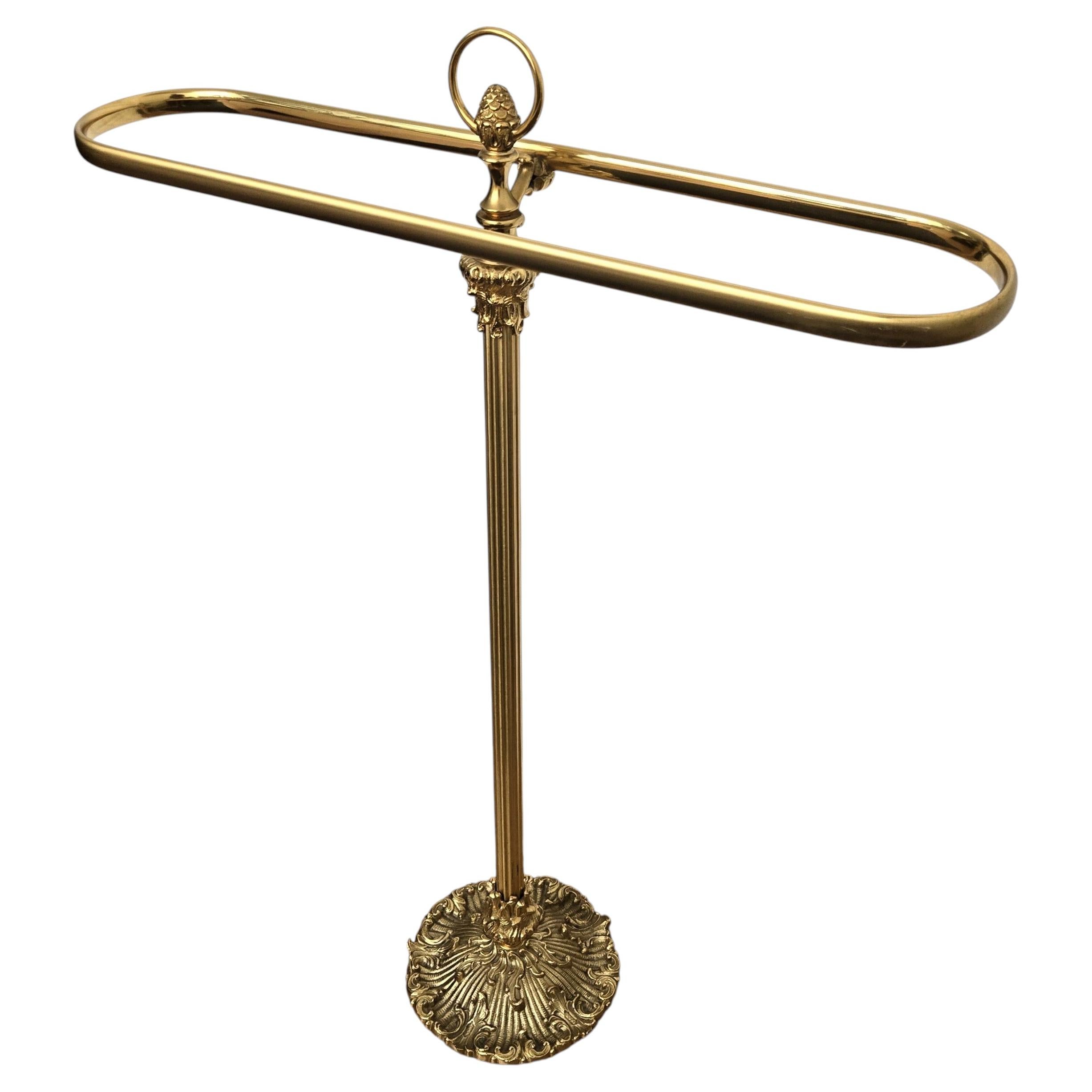 Portasciugamani in ottone dorato in stile Hollywood Regency italiano degli anni '70