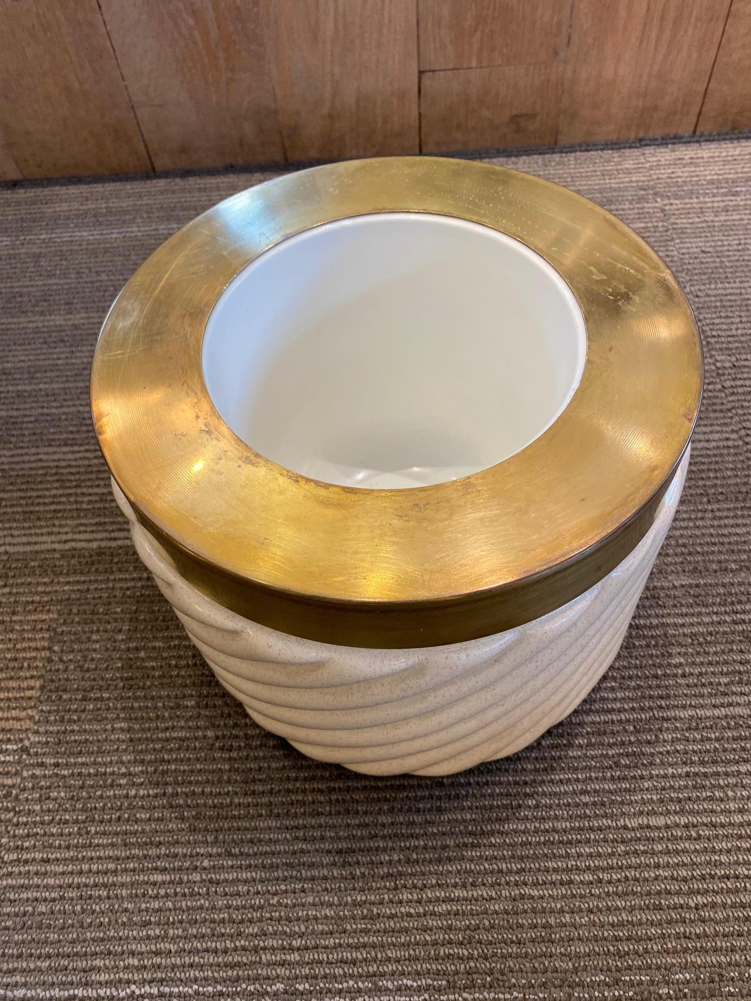Italian 1970s ceramic ice bucket by designer Tommaso Barbi, signed on the bottom.